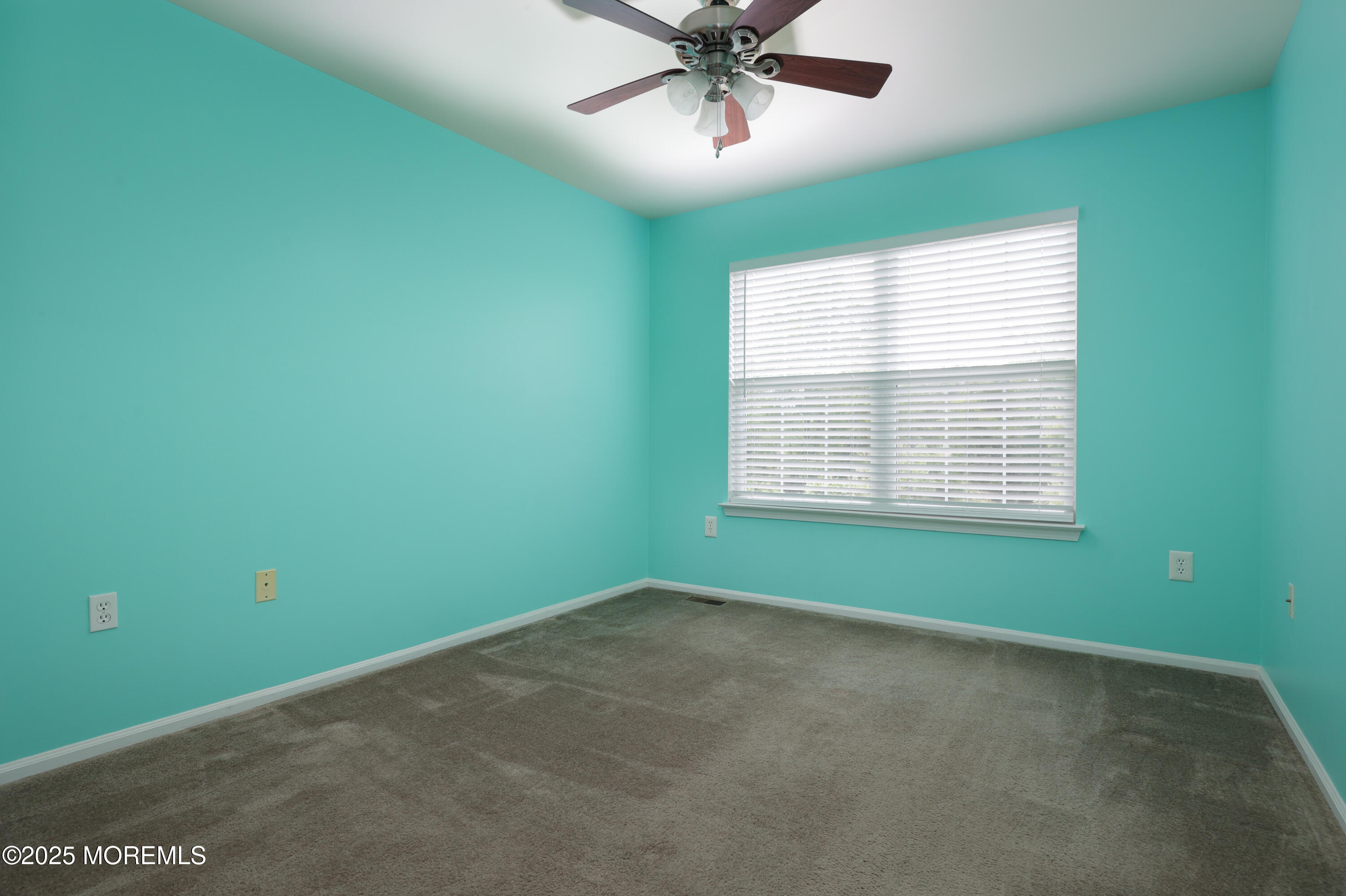 52 Picket Place 1000