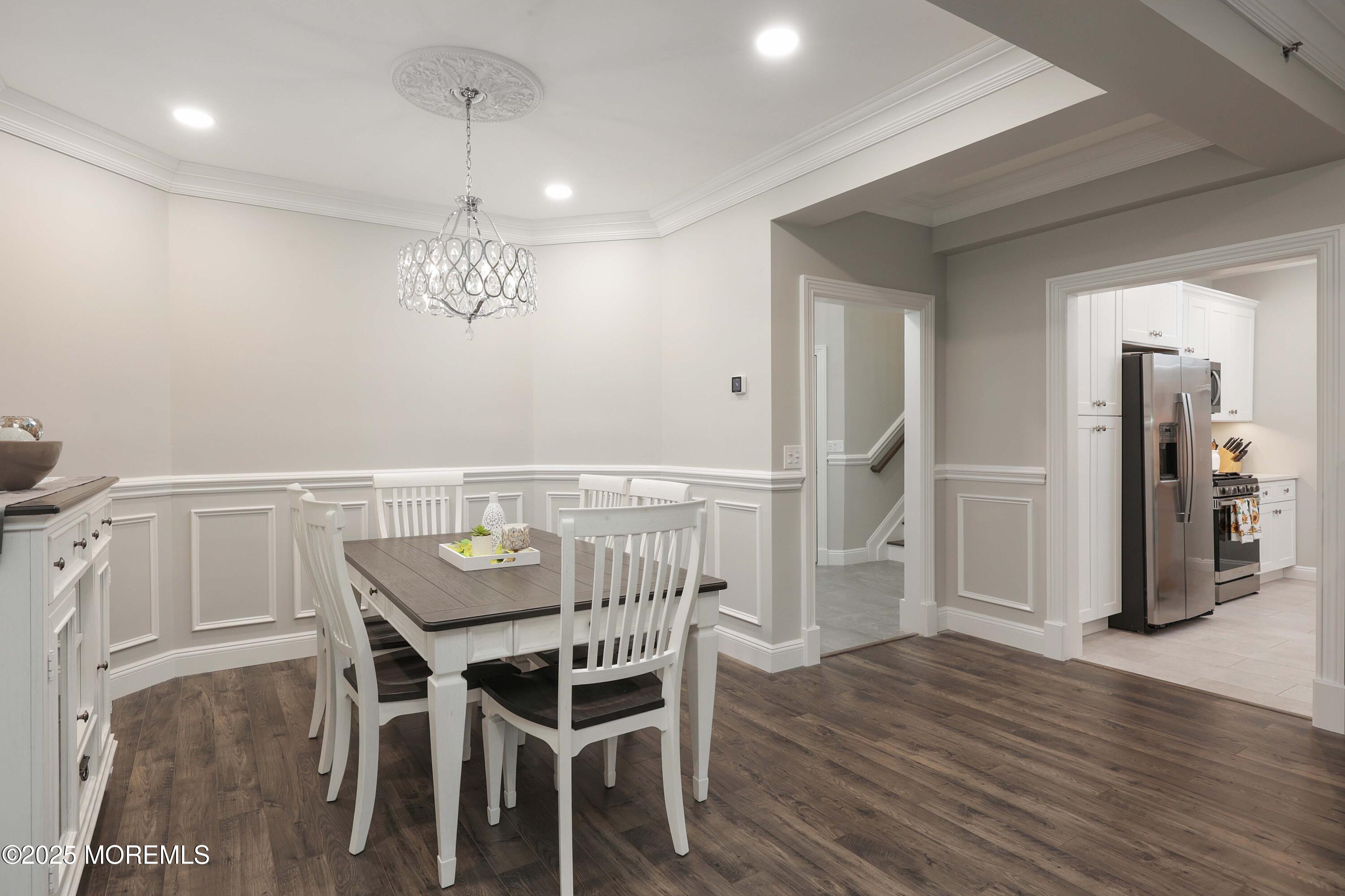 7 Centre Street 2312