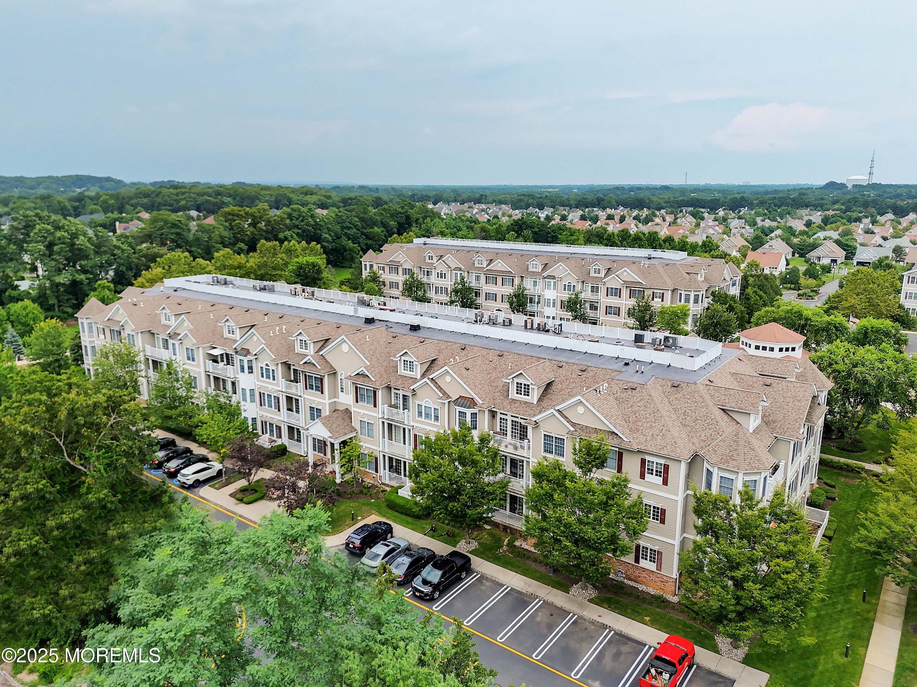 7 Centre Street 2312