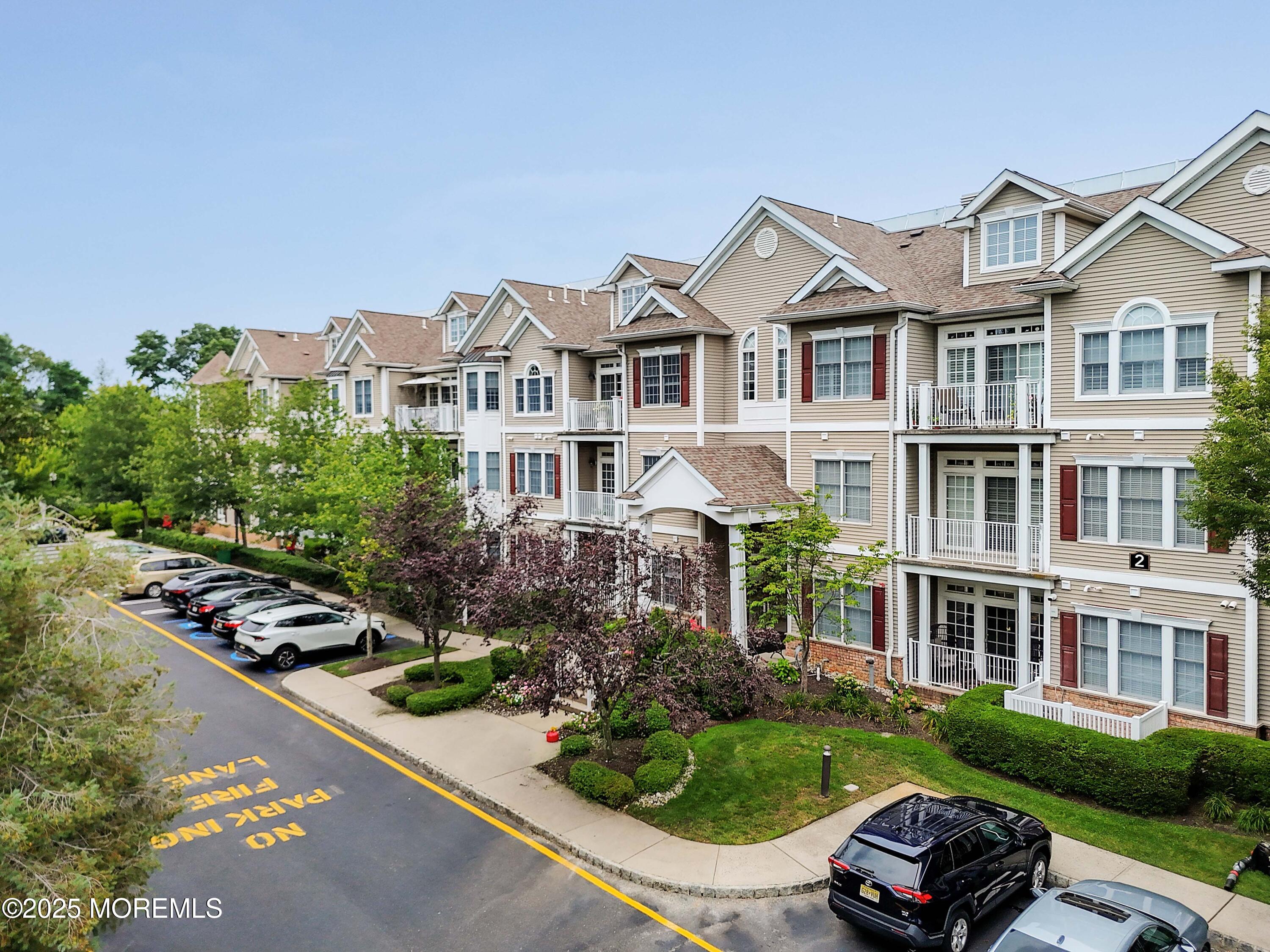 7 Centre Street 2312