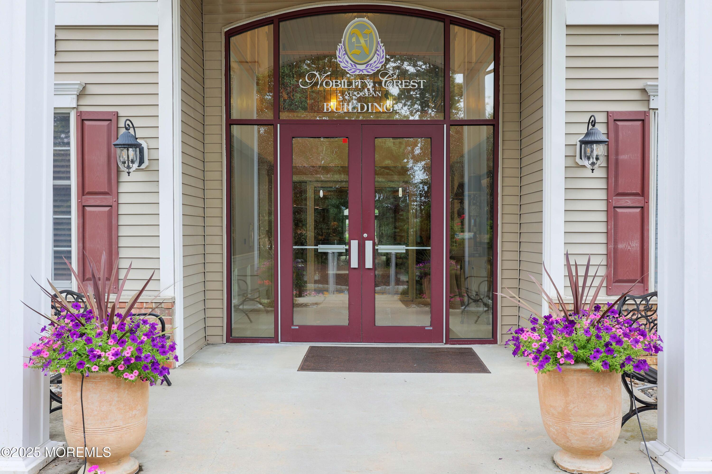 7 Centre Street 2312