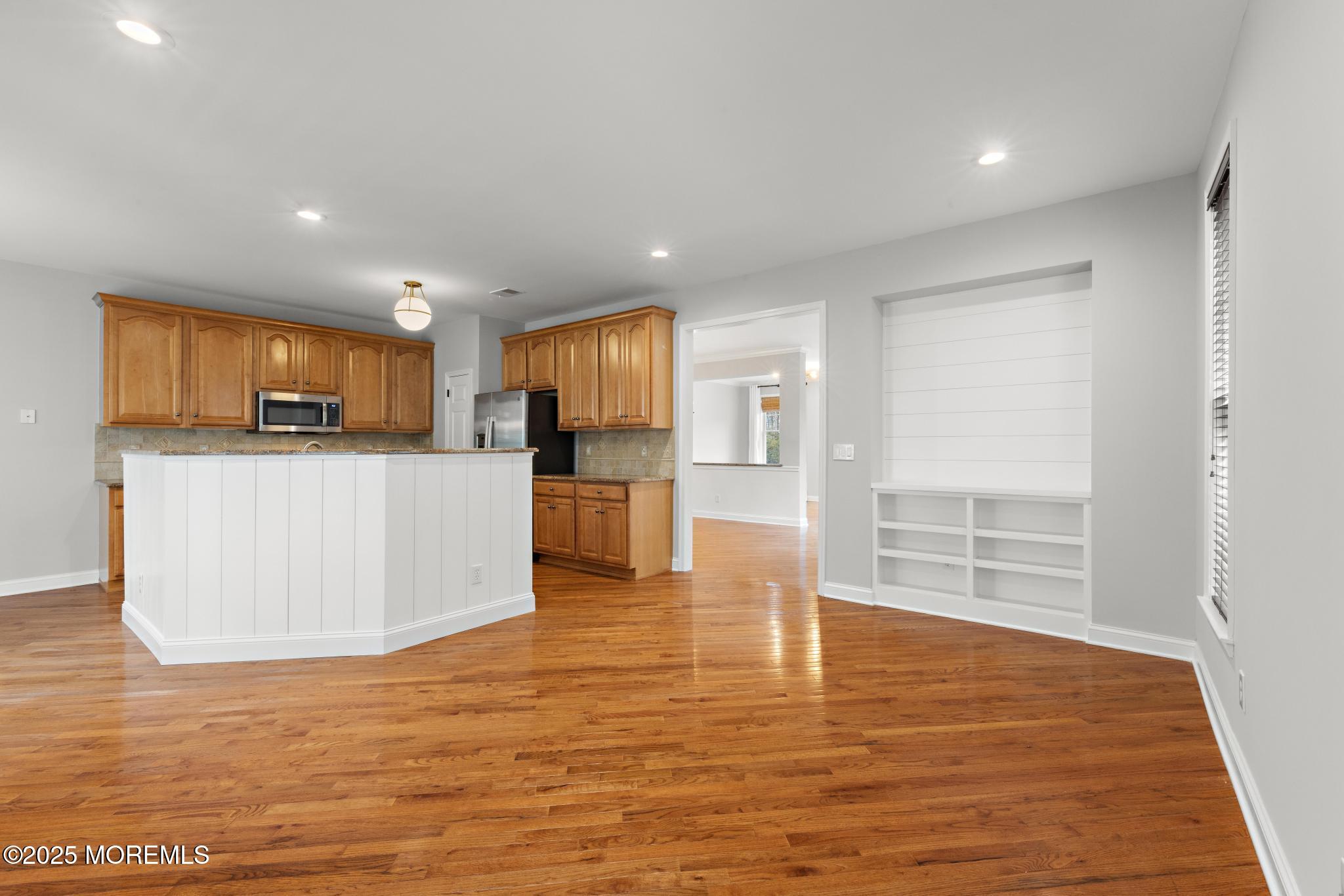 19 S Shore Drive, 93