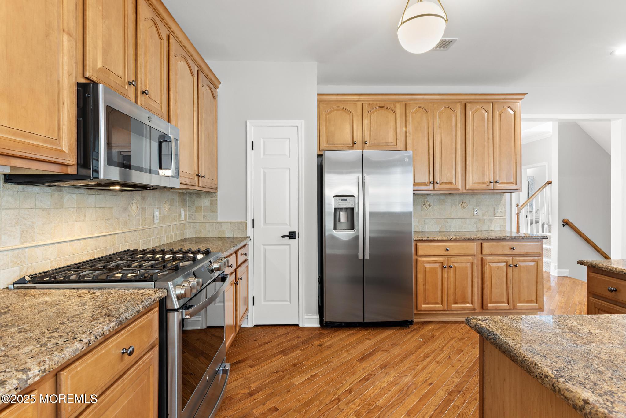 19 S Shore Drive, 93