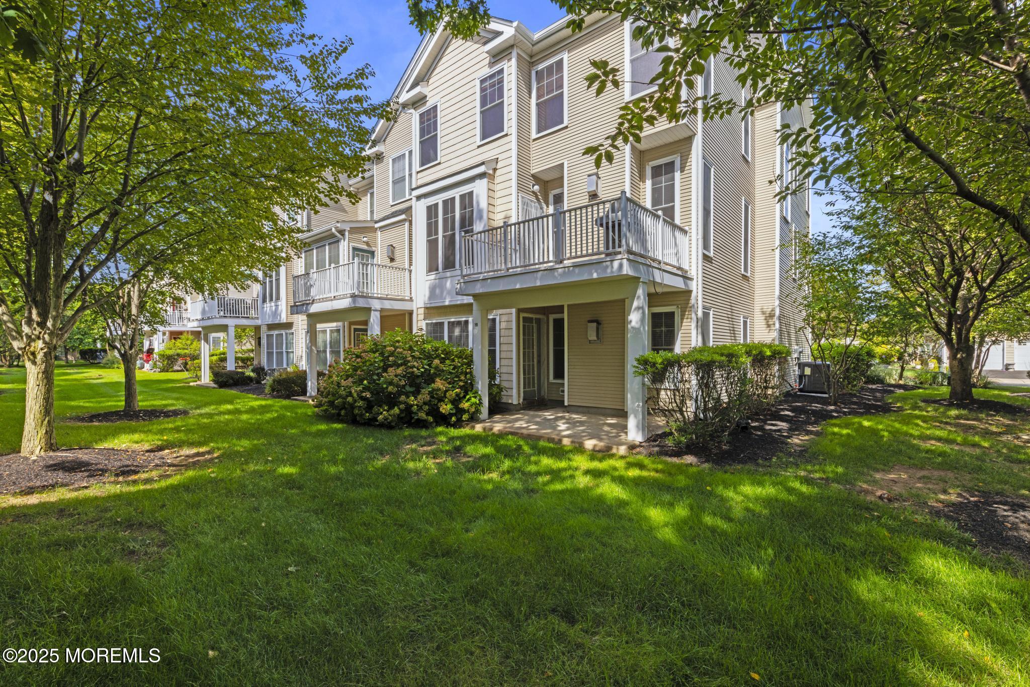 19 S Shore Drive, 93