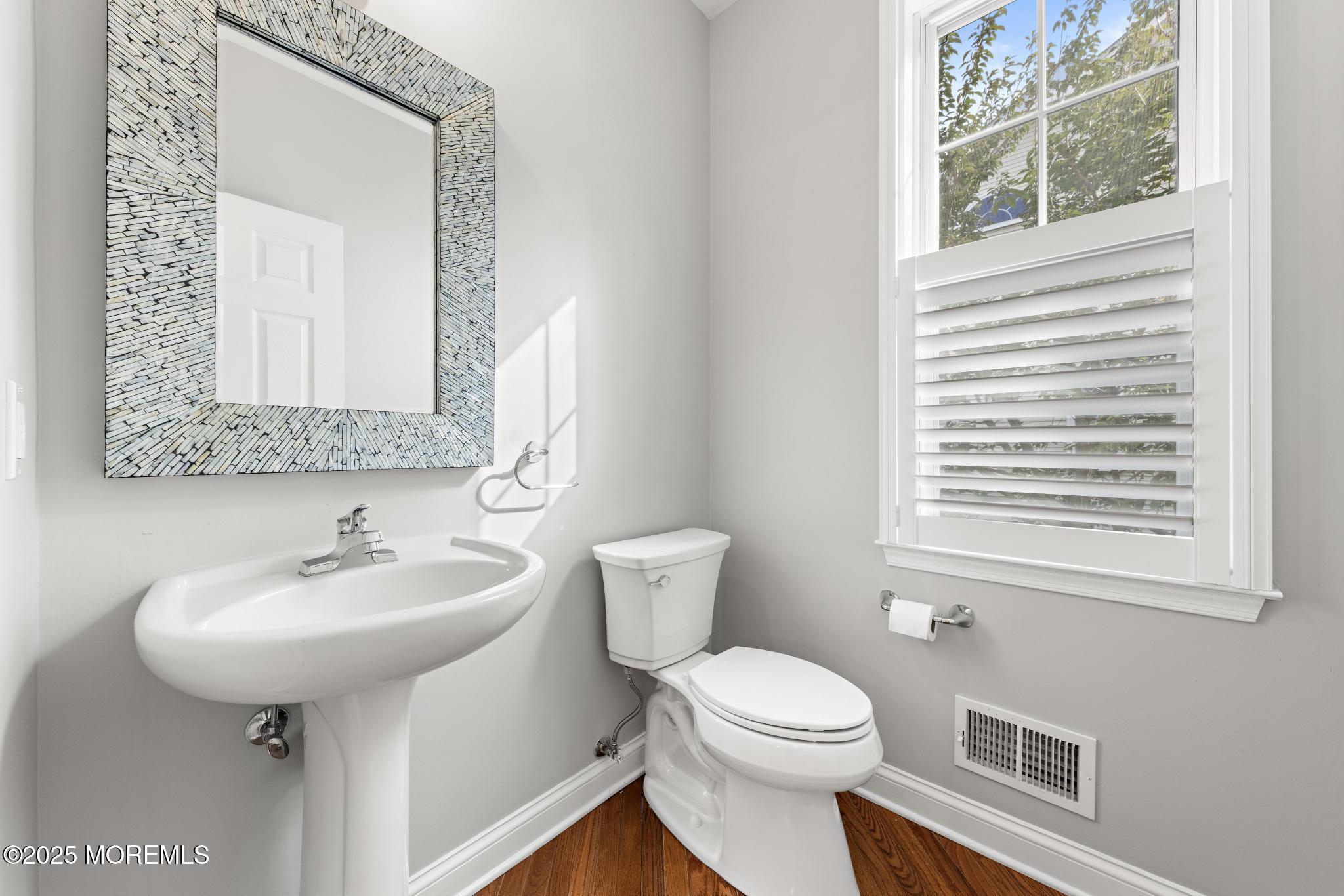 19 S Shore Drive, 93