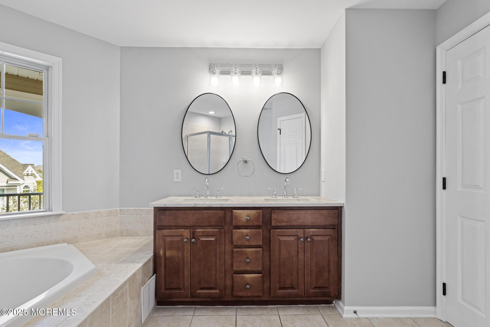 19 S Shore Drive, 93