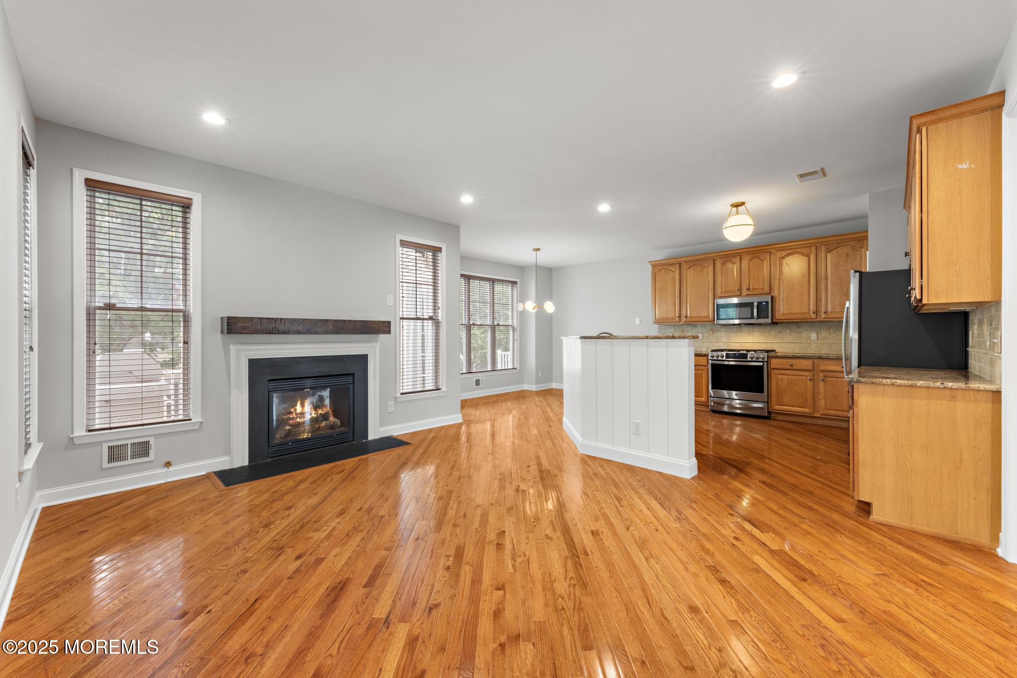 19 S Shore Drive, 93
