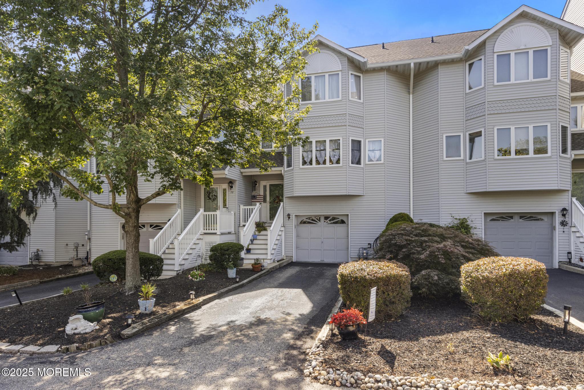 73 Orchid Court, 703