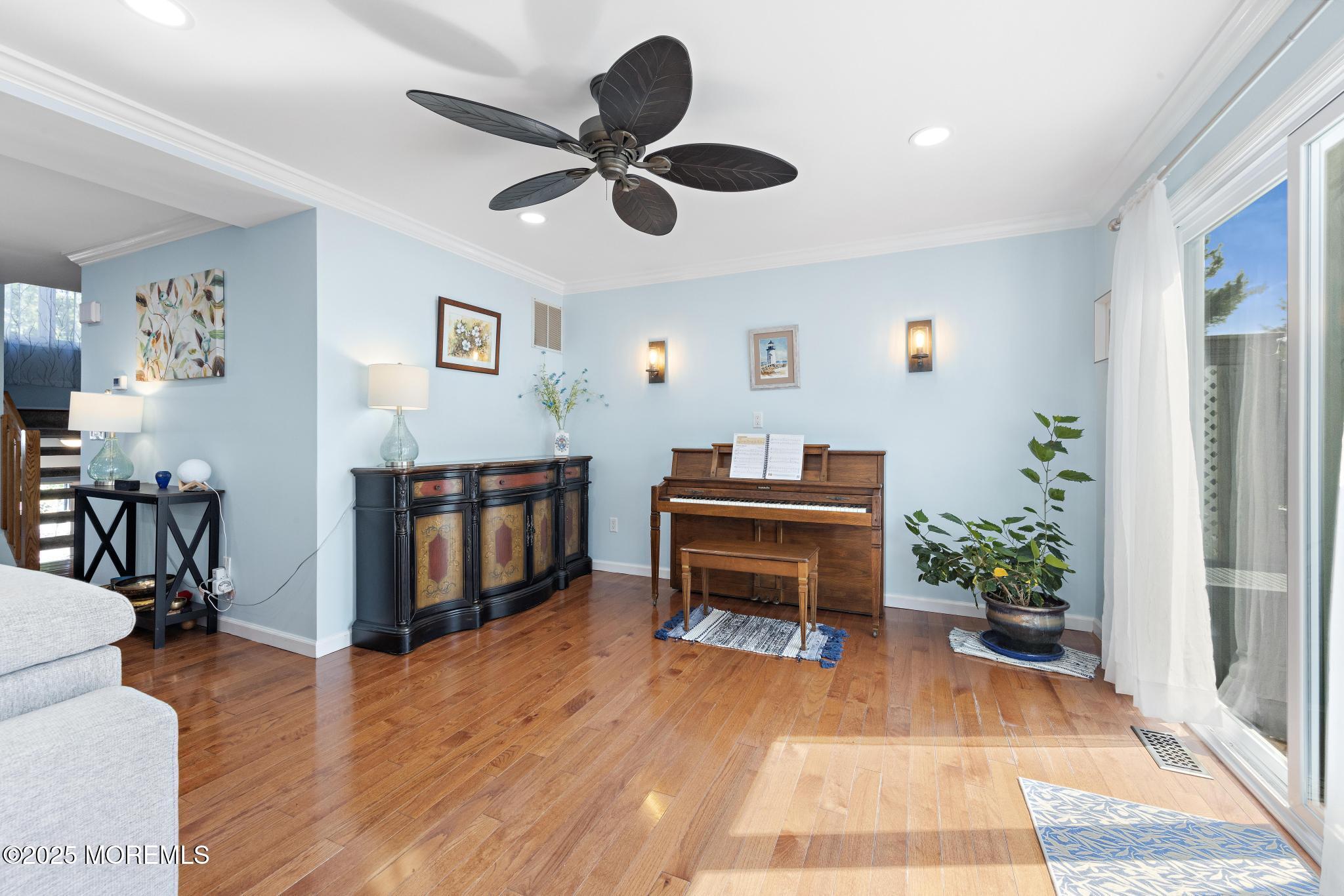 73 Orchid Court, 703