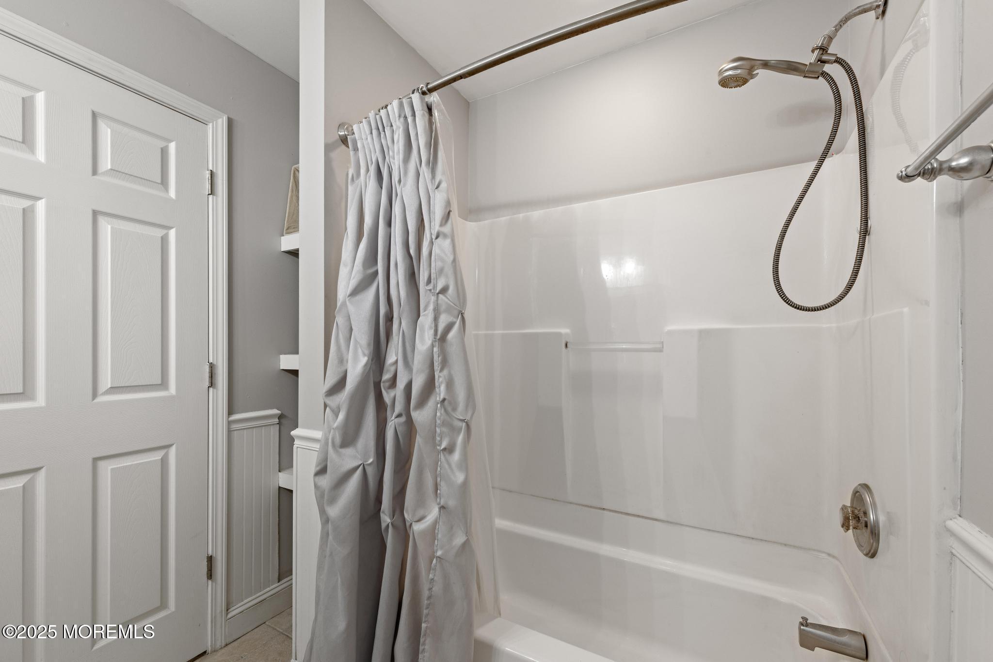 1212 Pemberton Street, Toms River