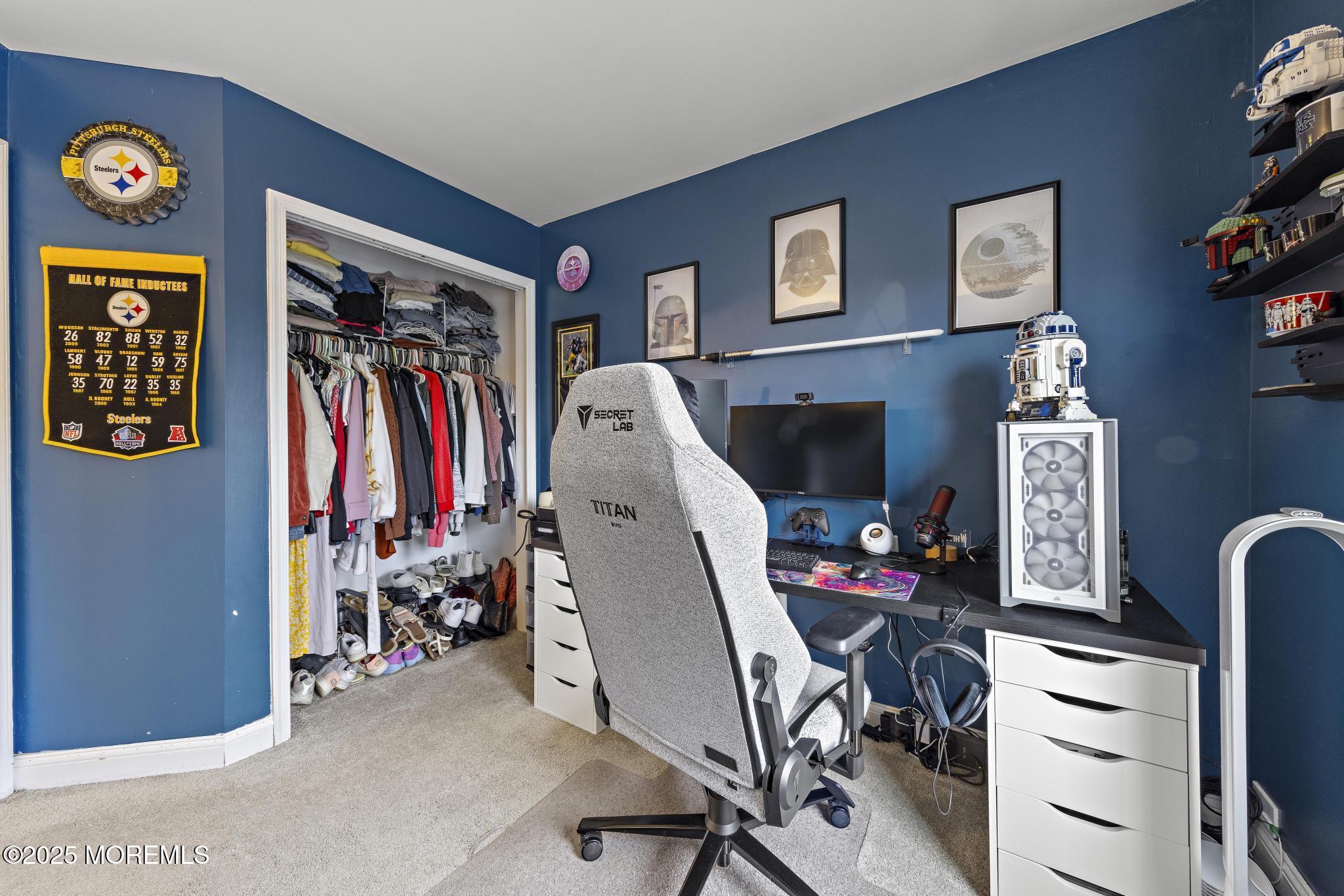 126 Cypress Court, Howell