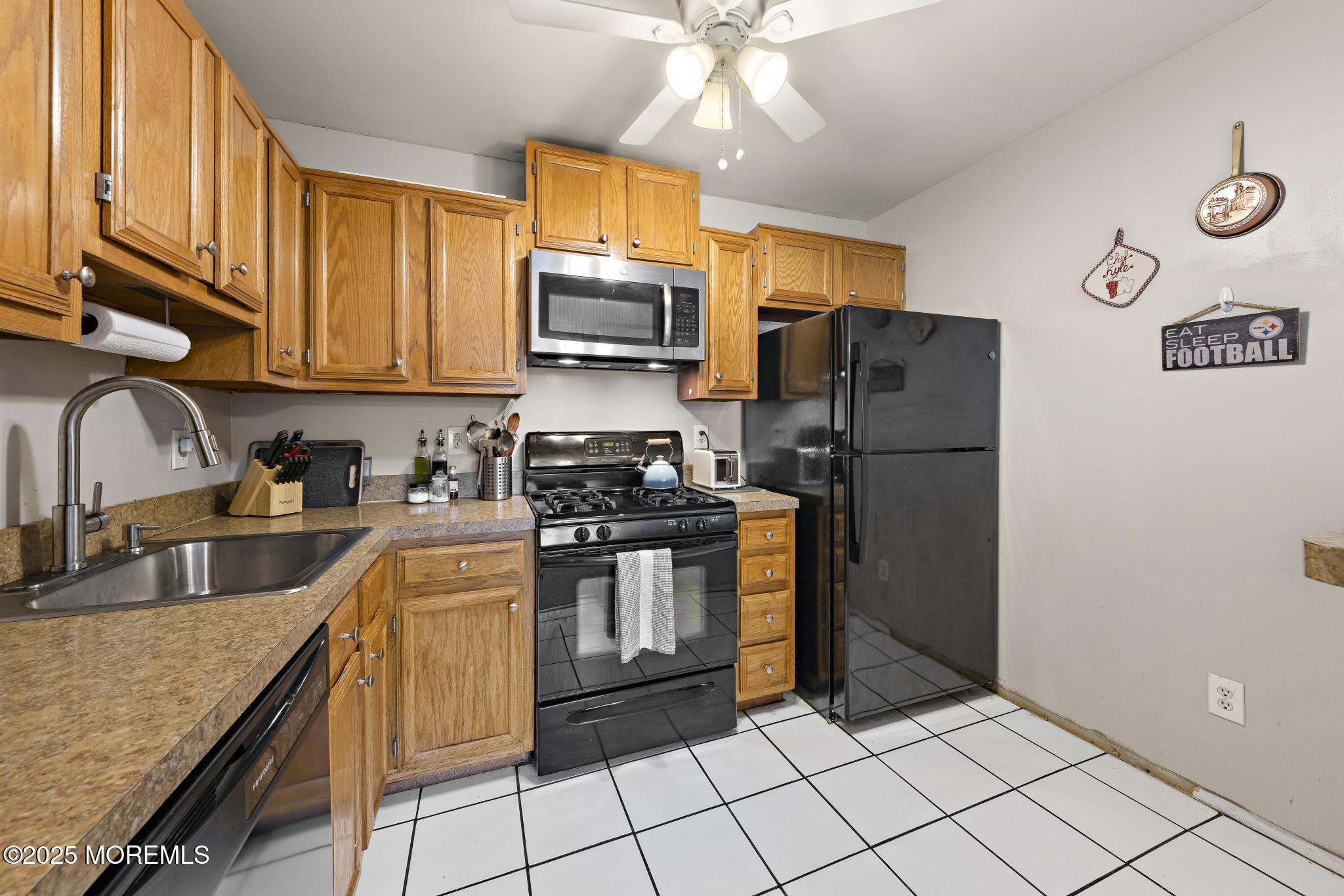 126 Cypress Court, Howell