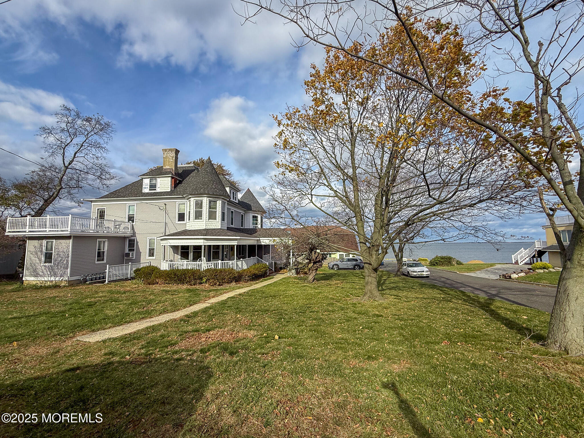 47 Burlington Avenue 3