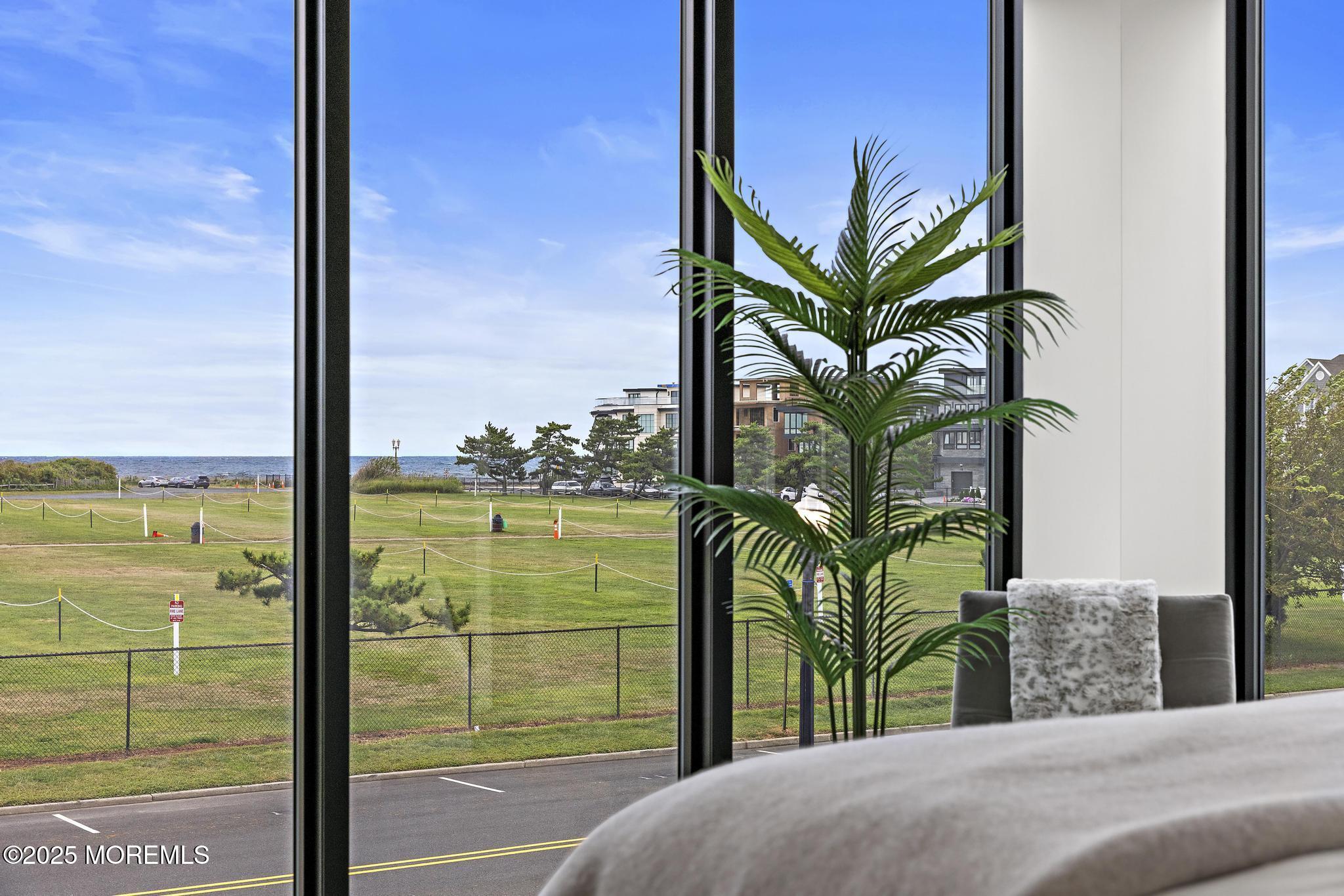 200 Ocean Avenue N 22