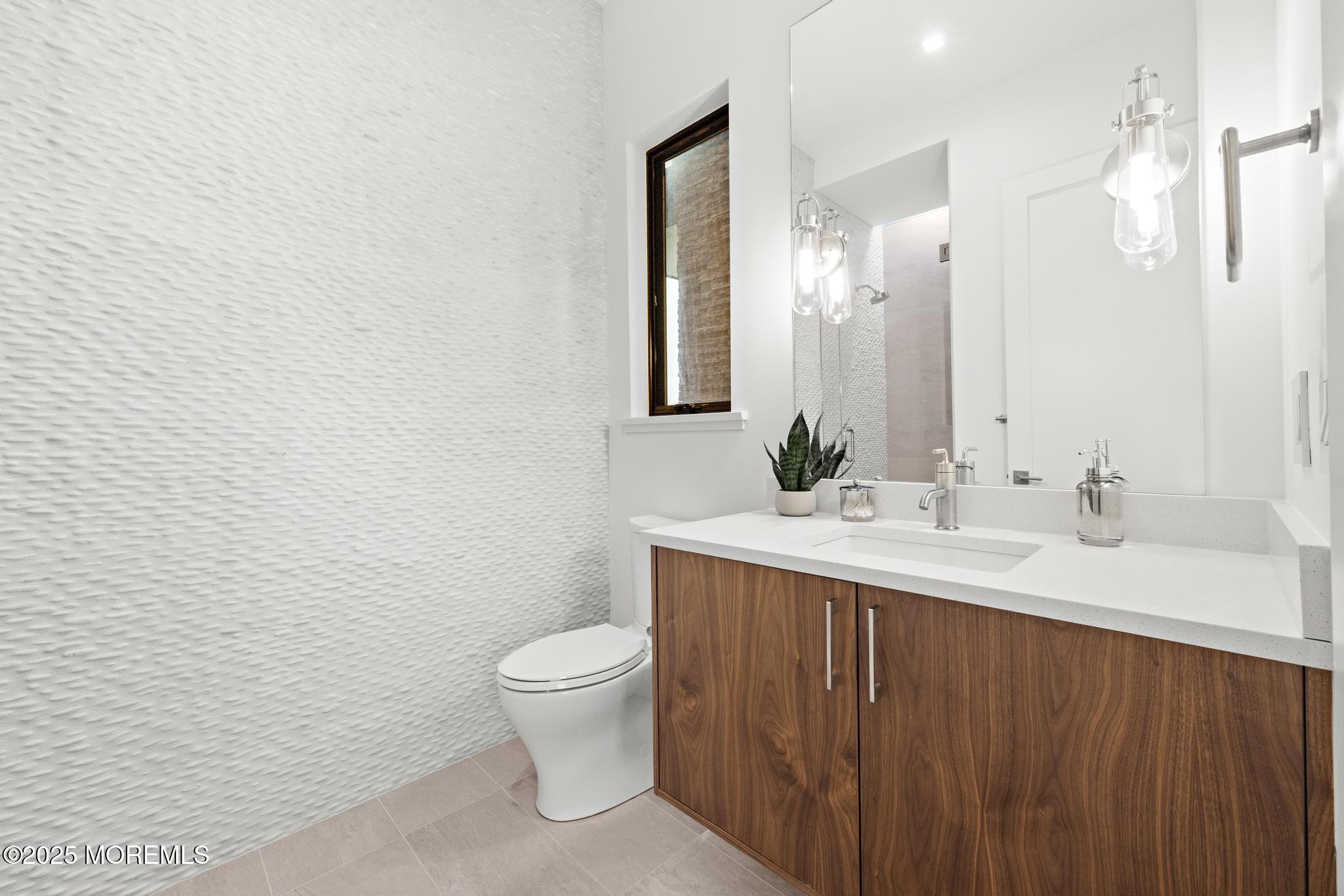 200 Ocean Avenue N 22