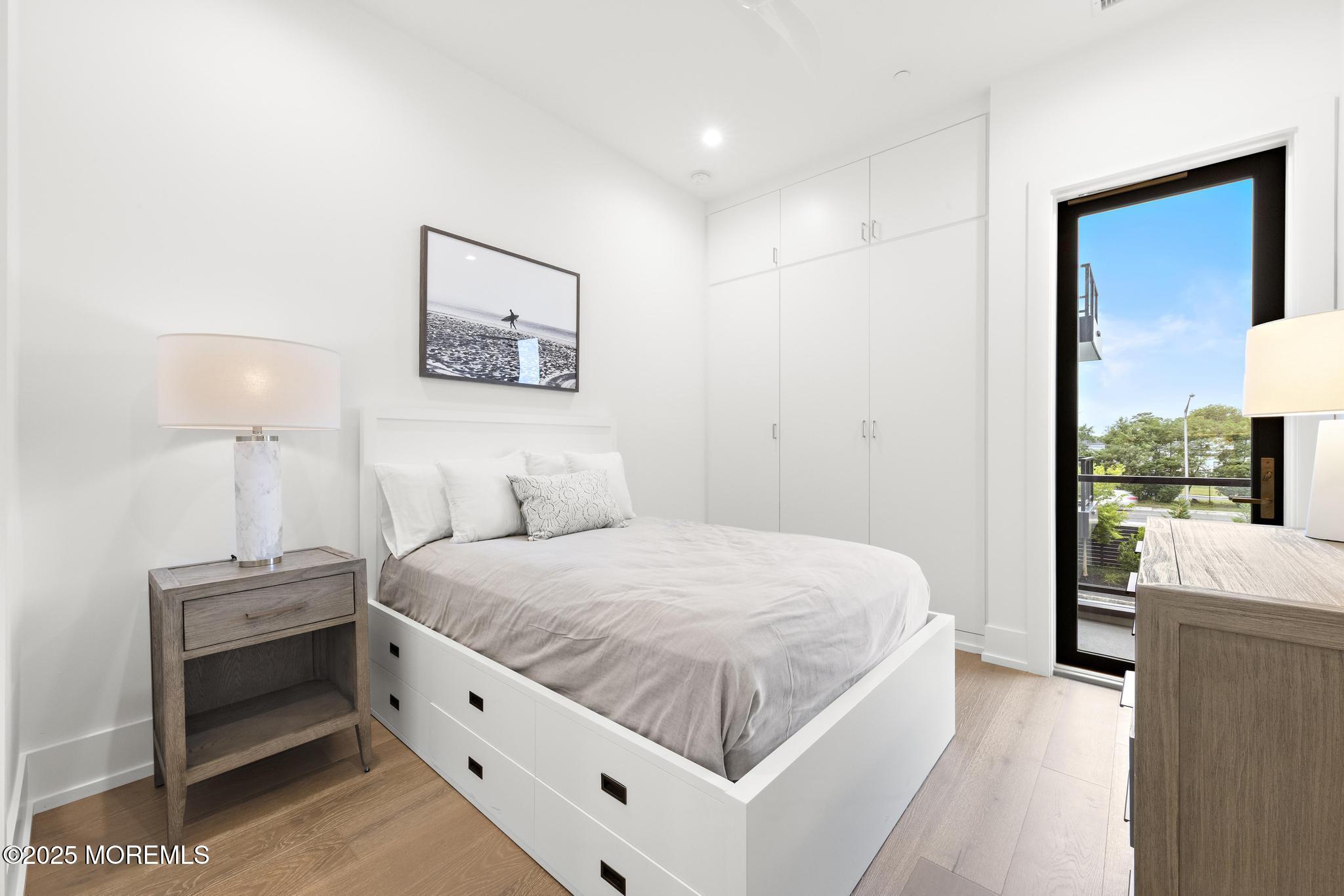 200 Ocean Avenue N 22