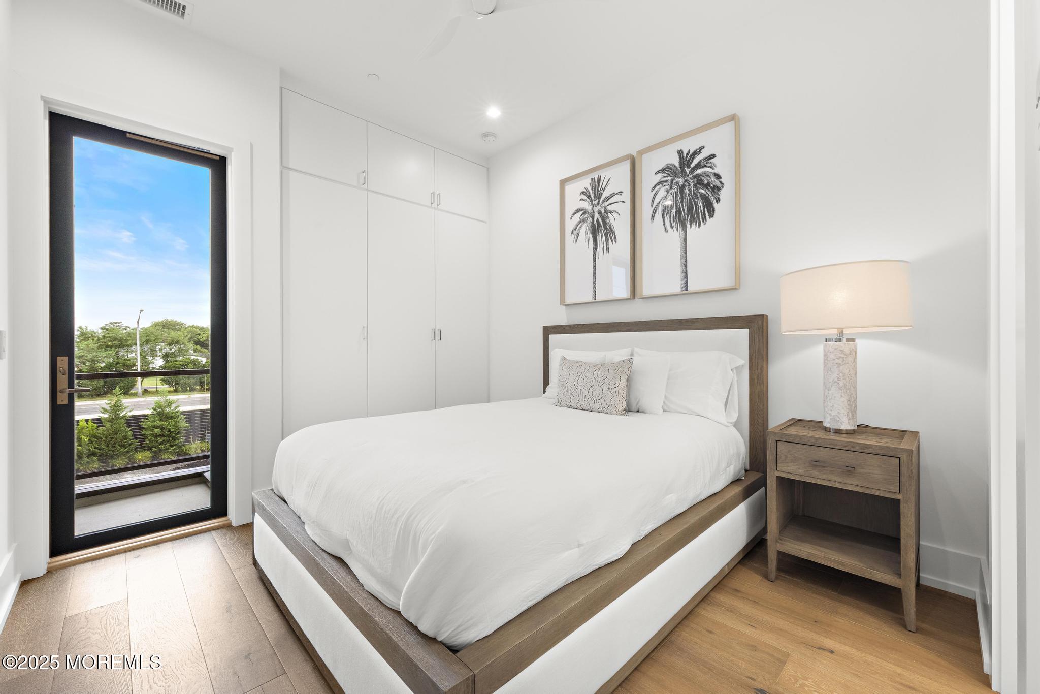 200 Ocean Avenue N 22