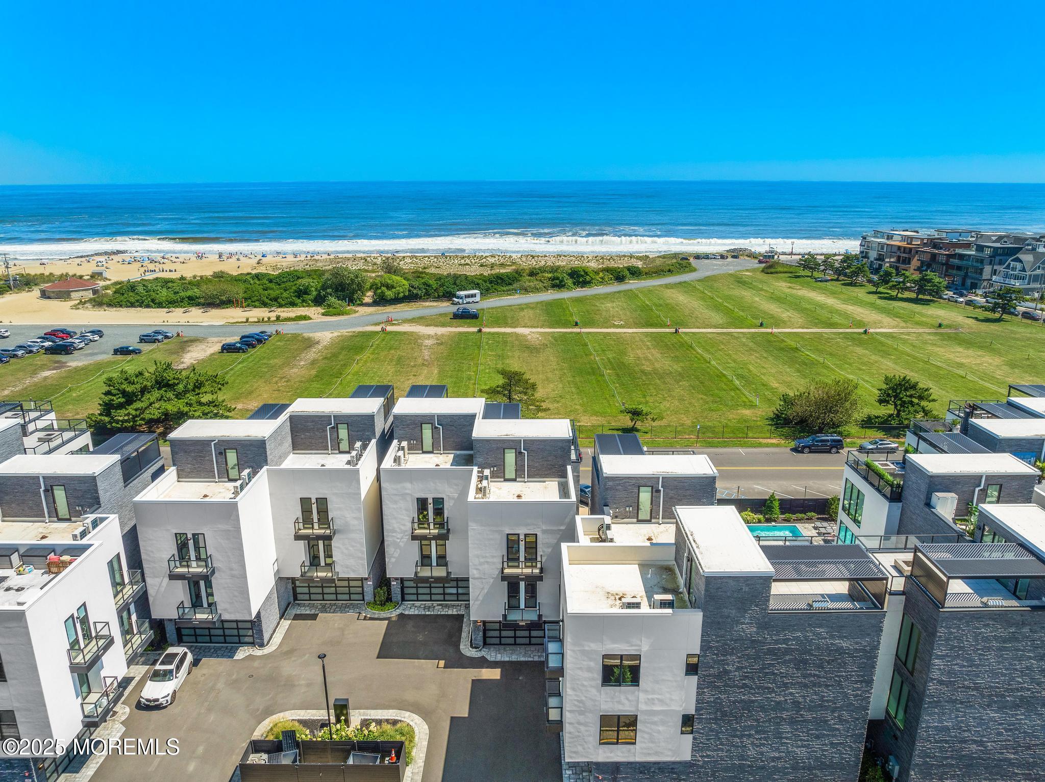 200 Ocean Avenue N 22