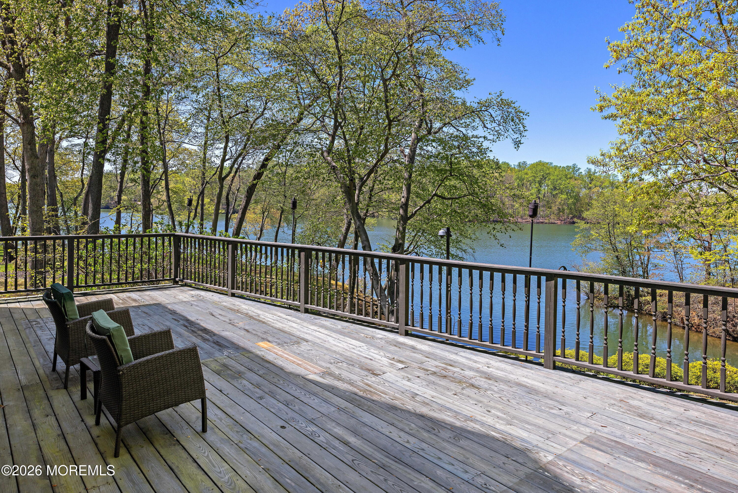 307 Lakeside Avenue