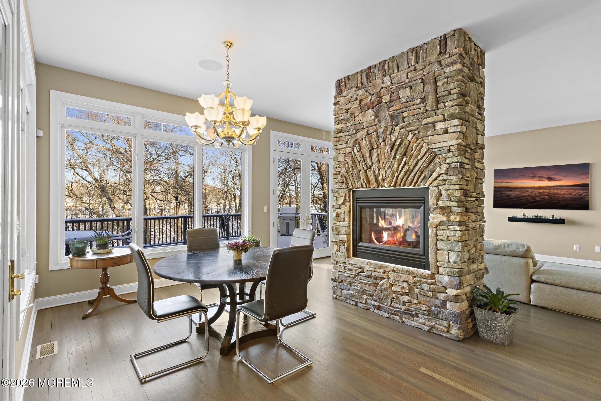 307 Lakeside Avenue