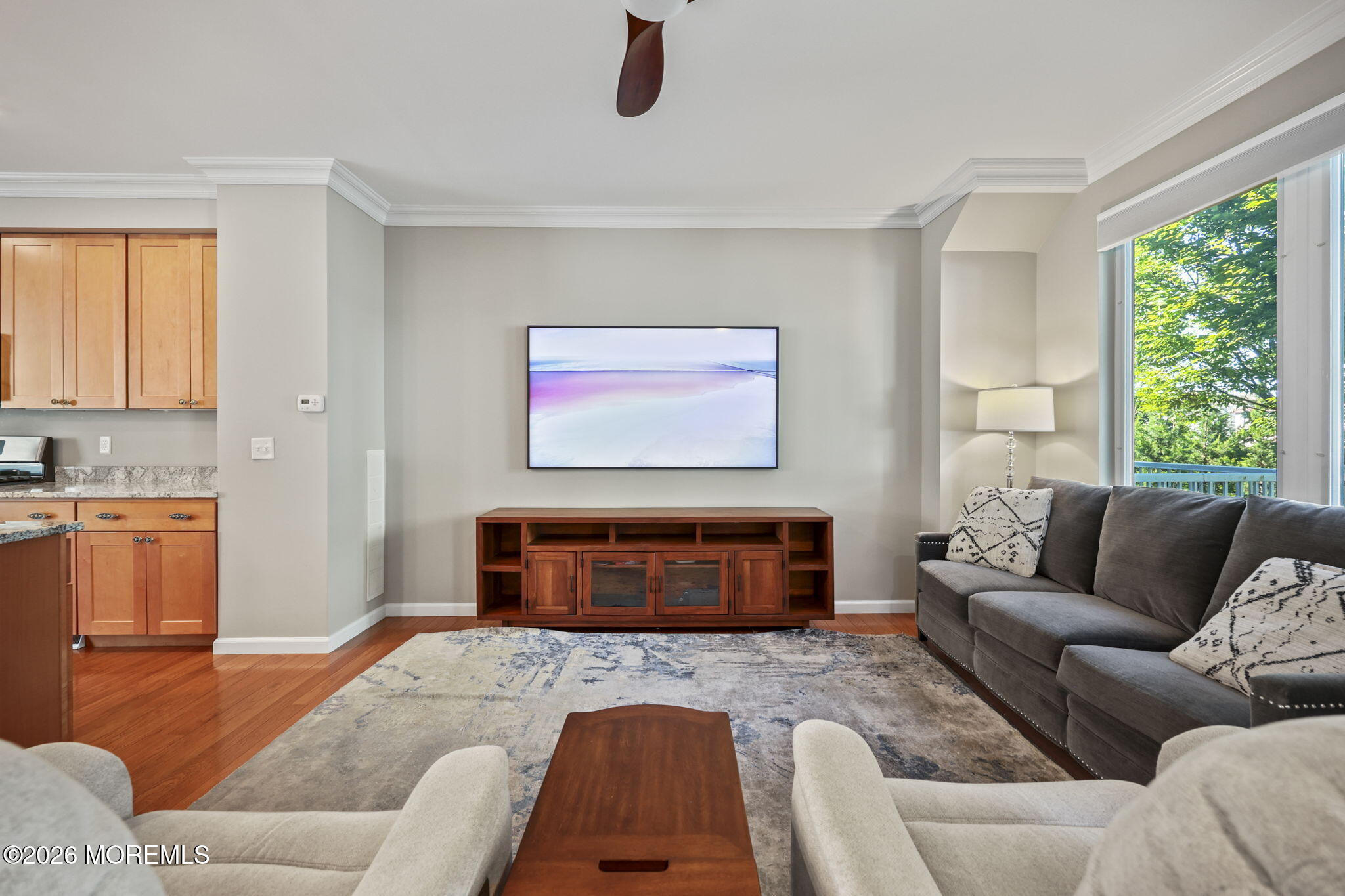 803 Kingsley Street 2