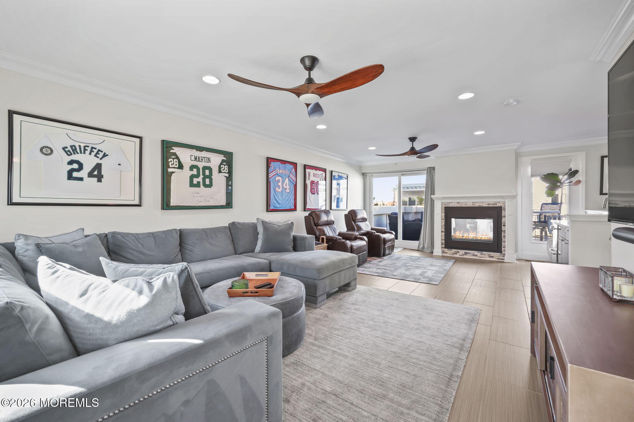 803 Kingsley Street 2