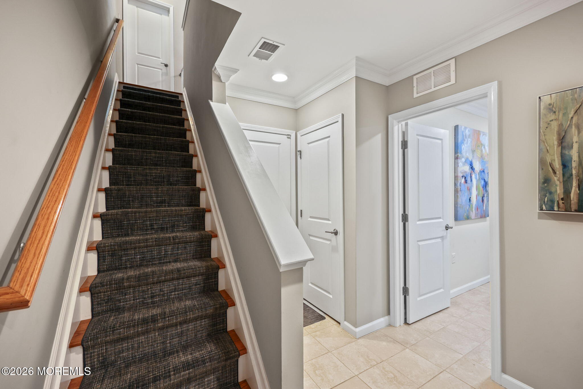 803 Kingsley Street 2