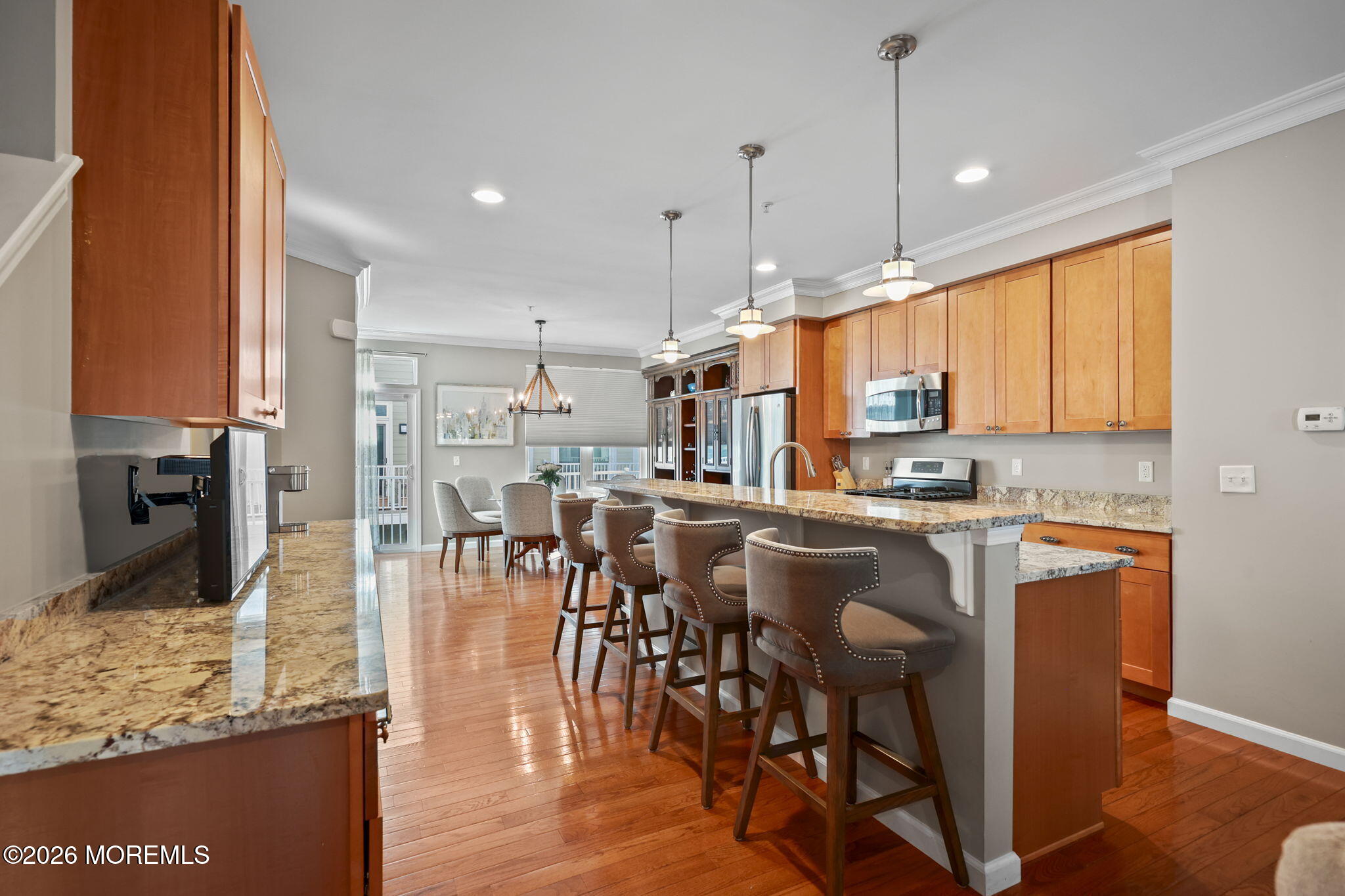 803 Kingsley Street 2