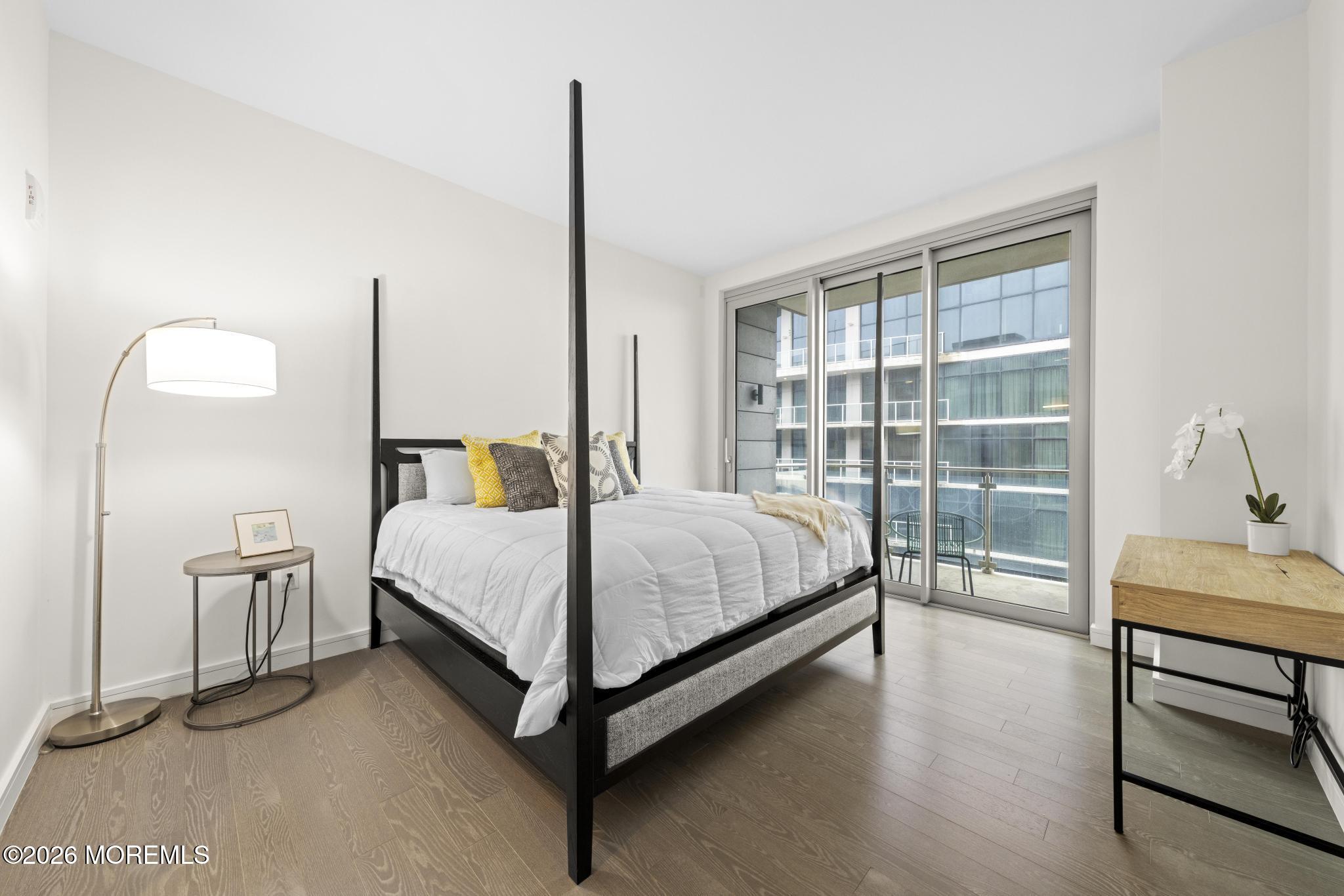 15 Morris Avenue 416