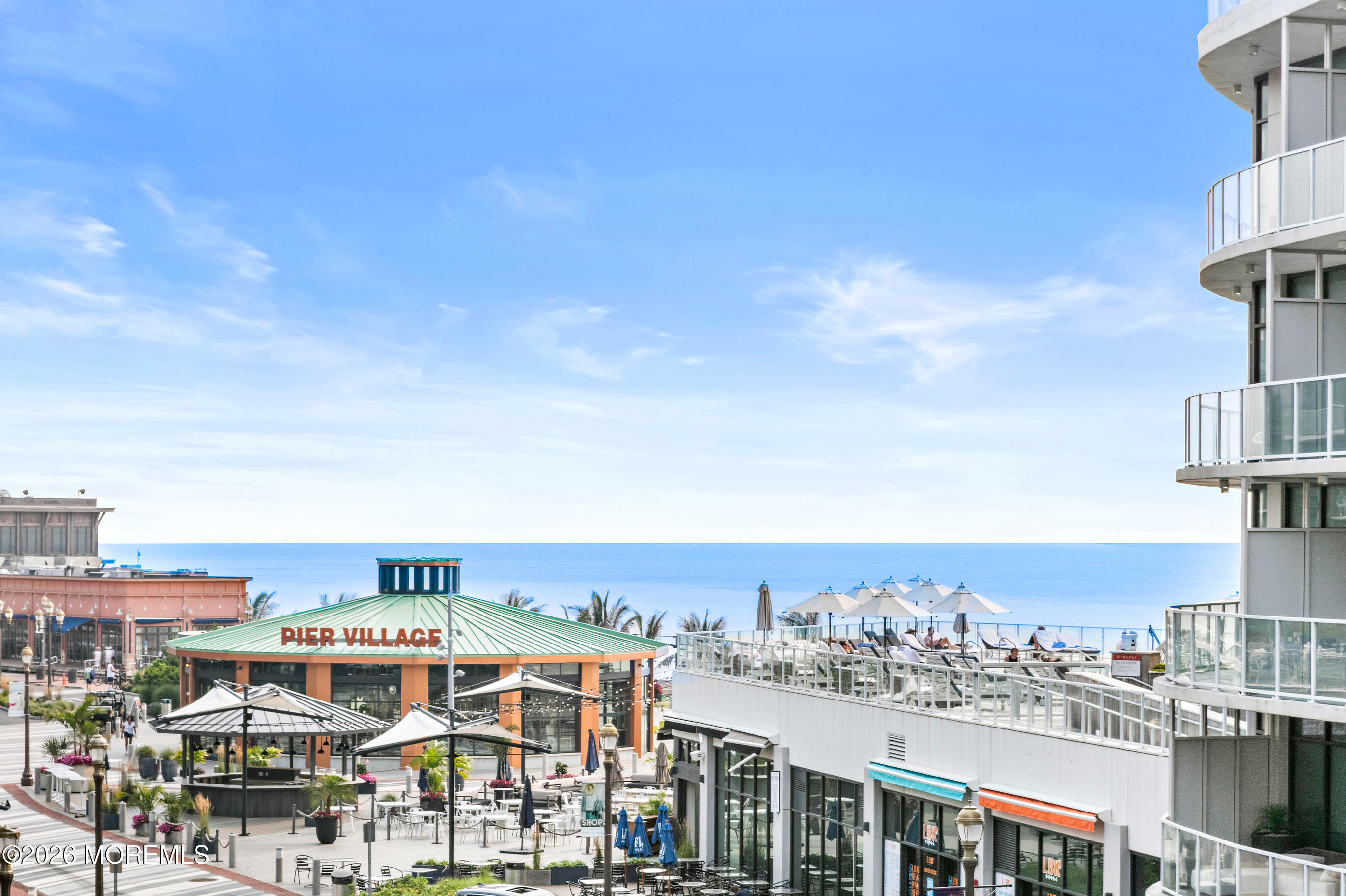 15 Morris Avenue 317