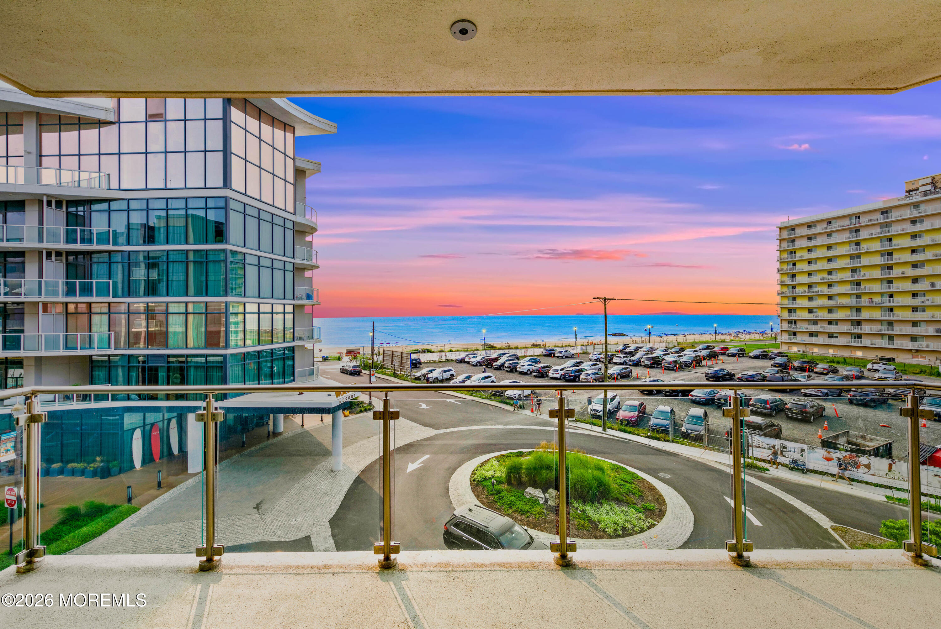 15 Morris Avenue 317