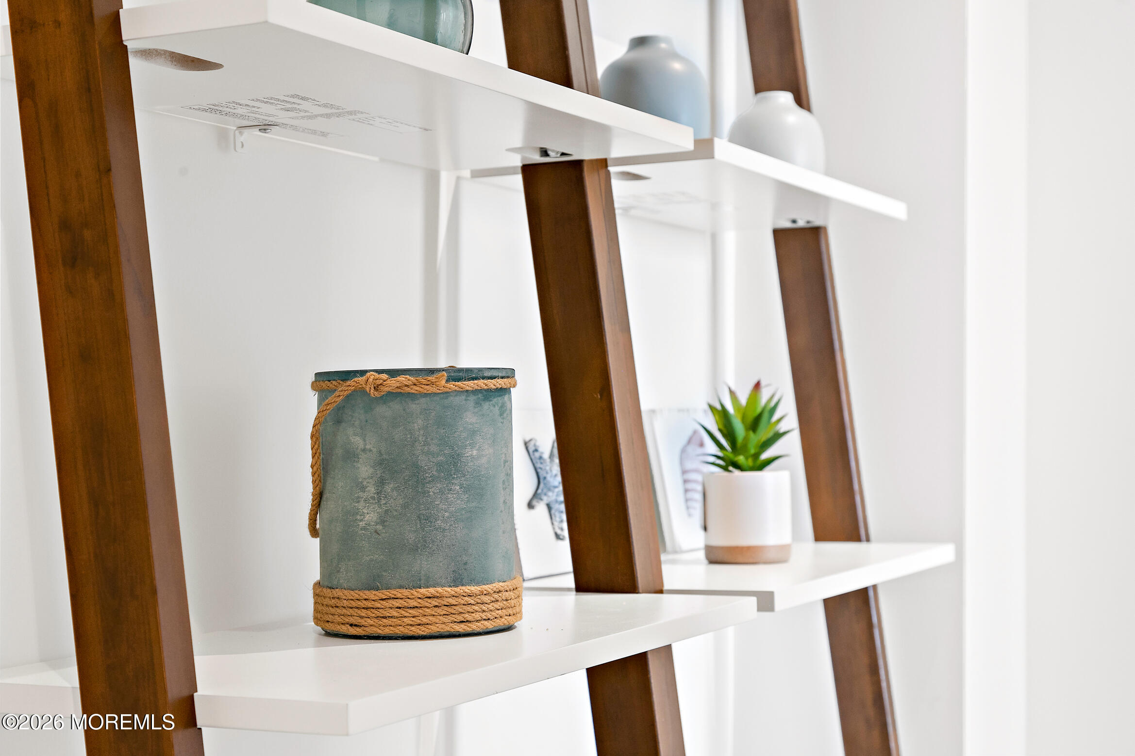 15 Morris Avenue 521