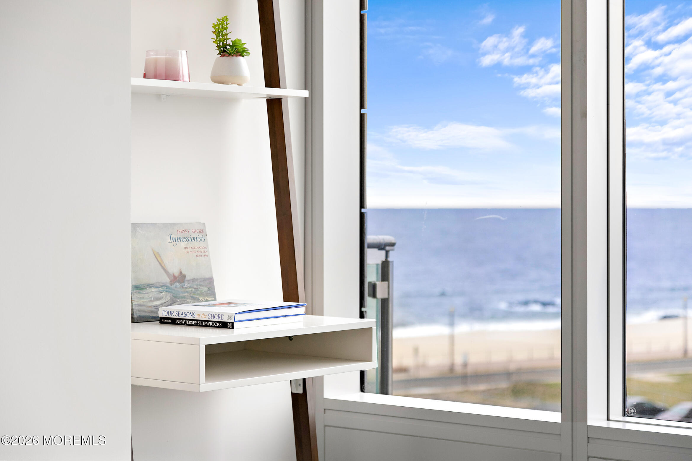 15 Morris Avenue 521