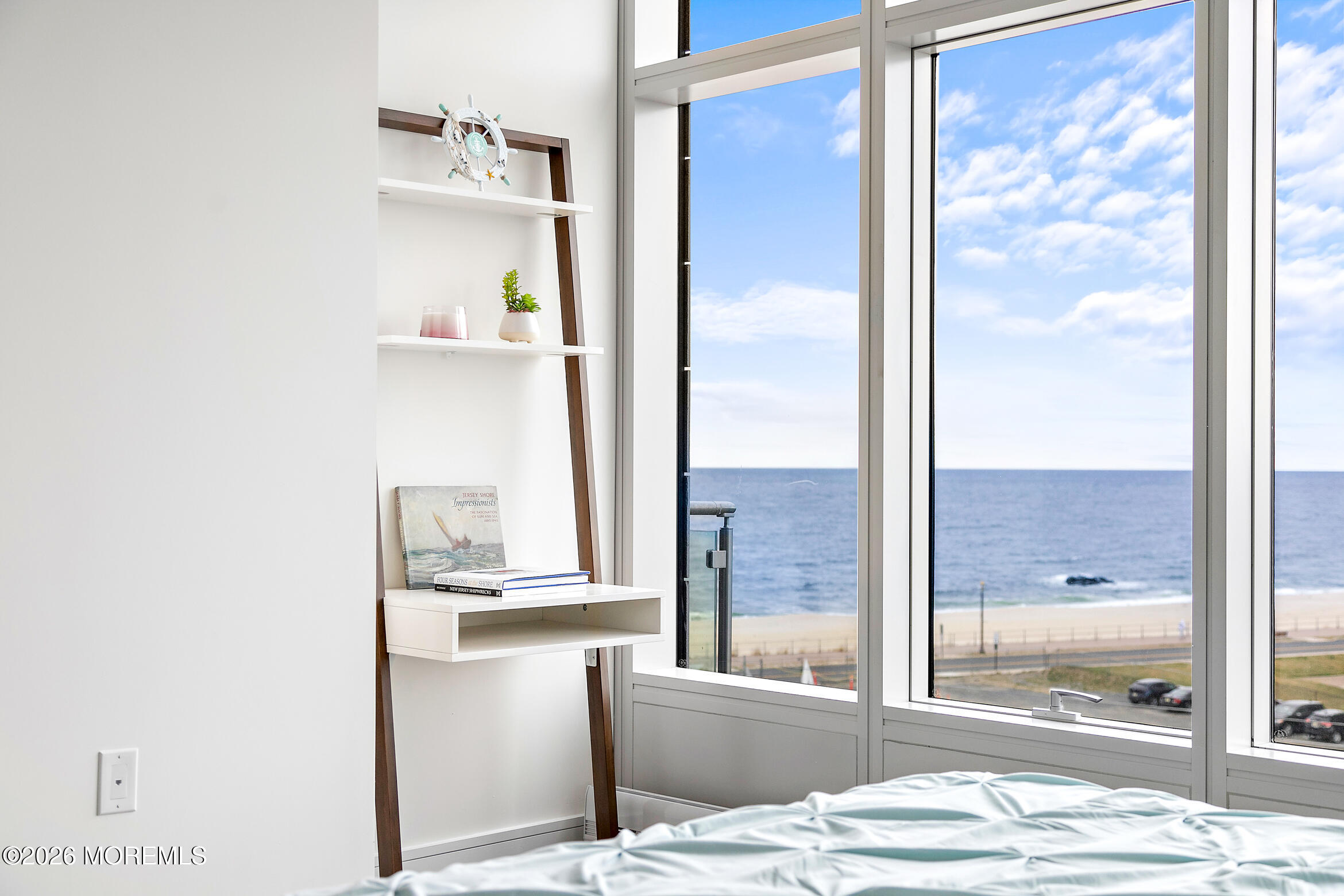 15 Morris Avenue 521