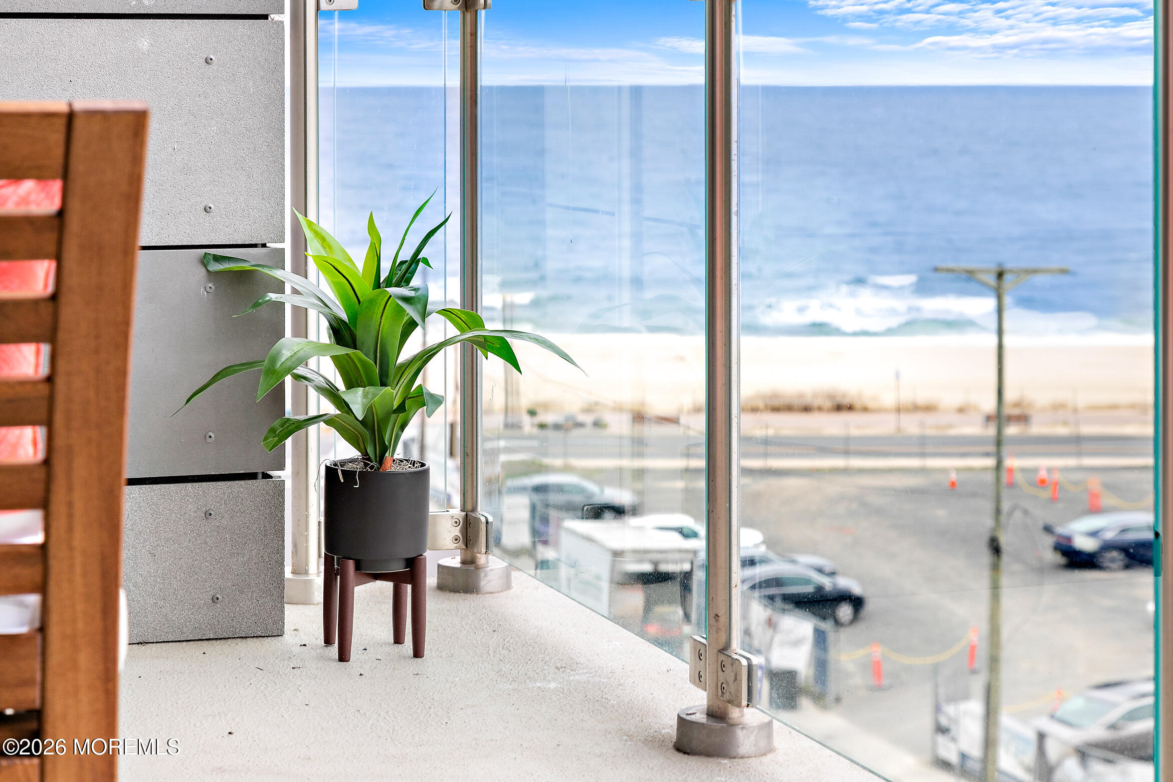 15 Morris Avenue 521