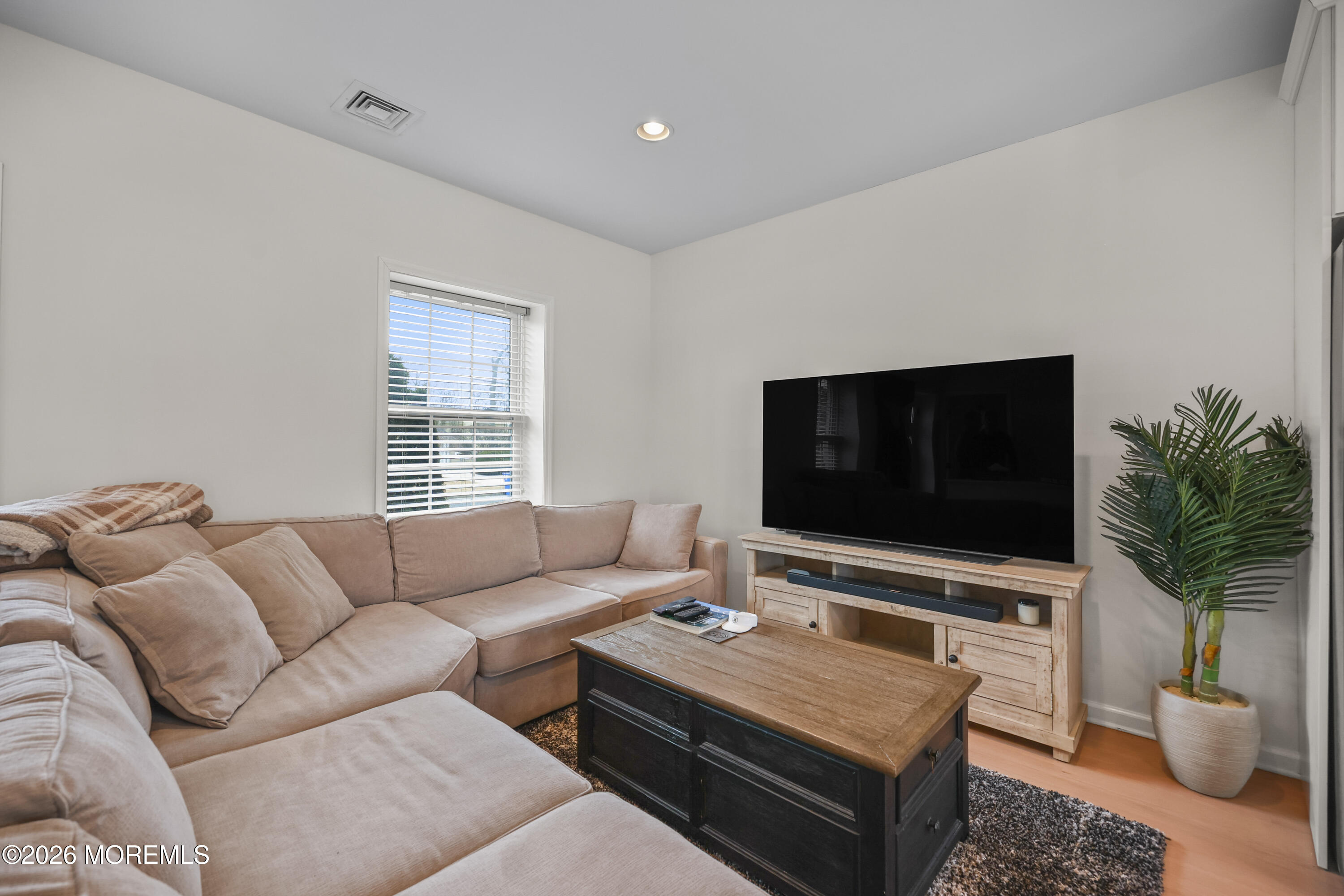 5 Cortland Road