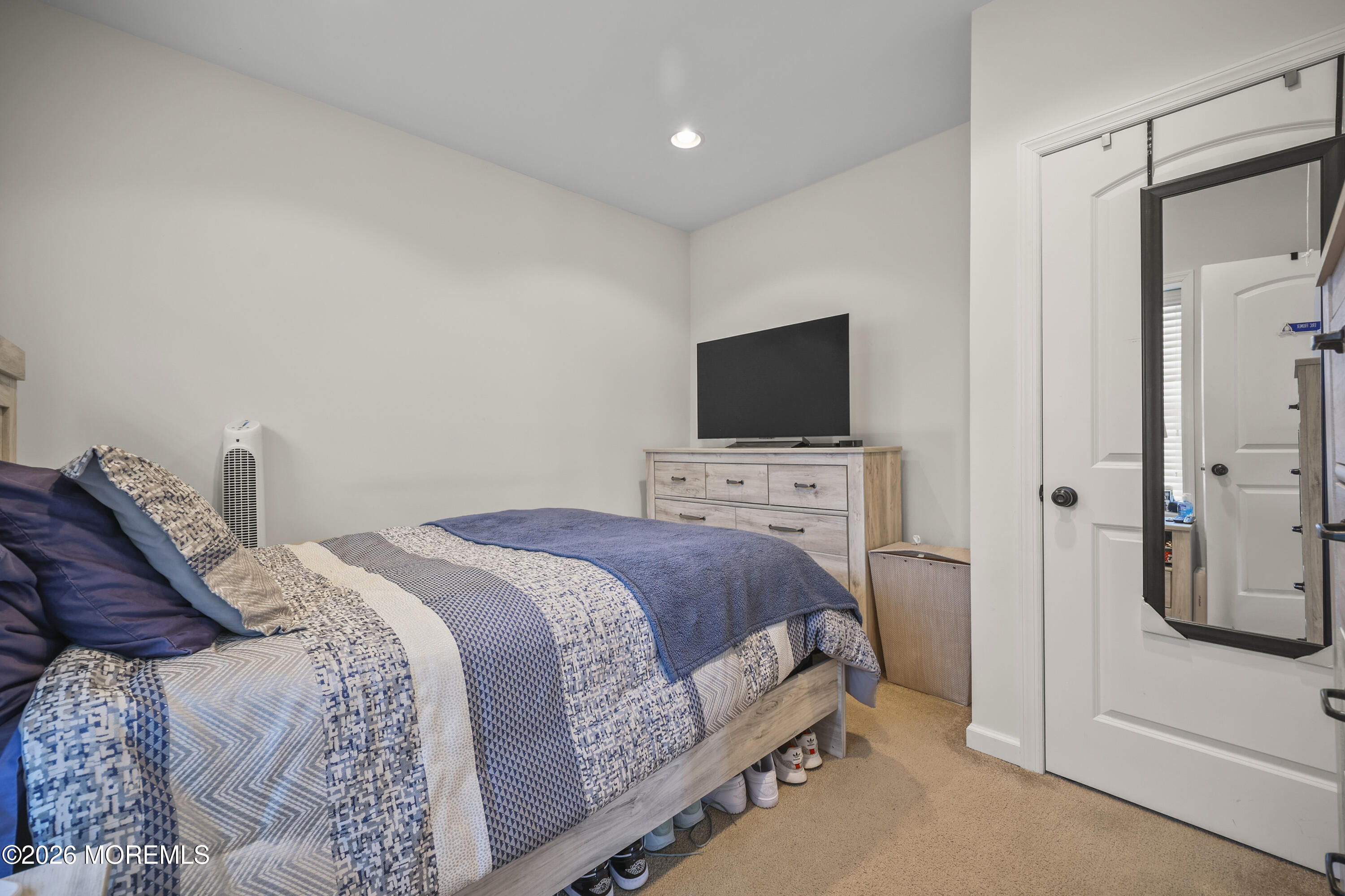 5 Cortland Road