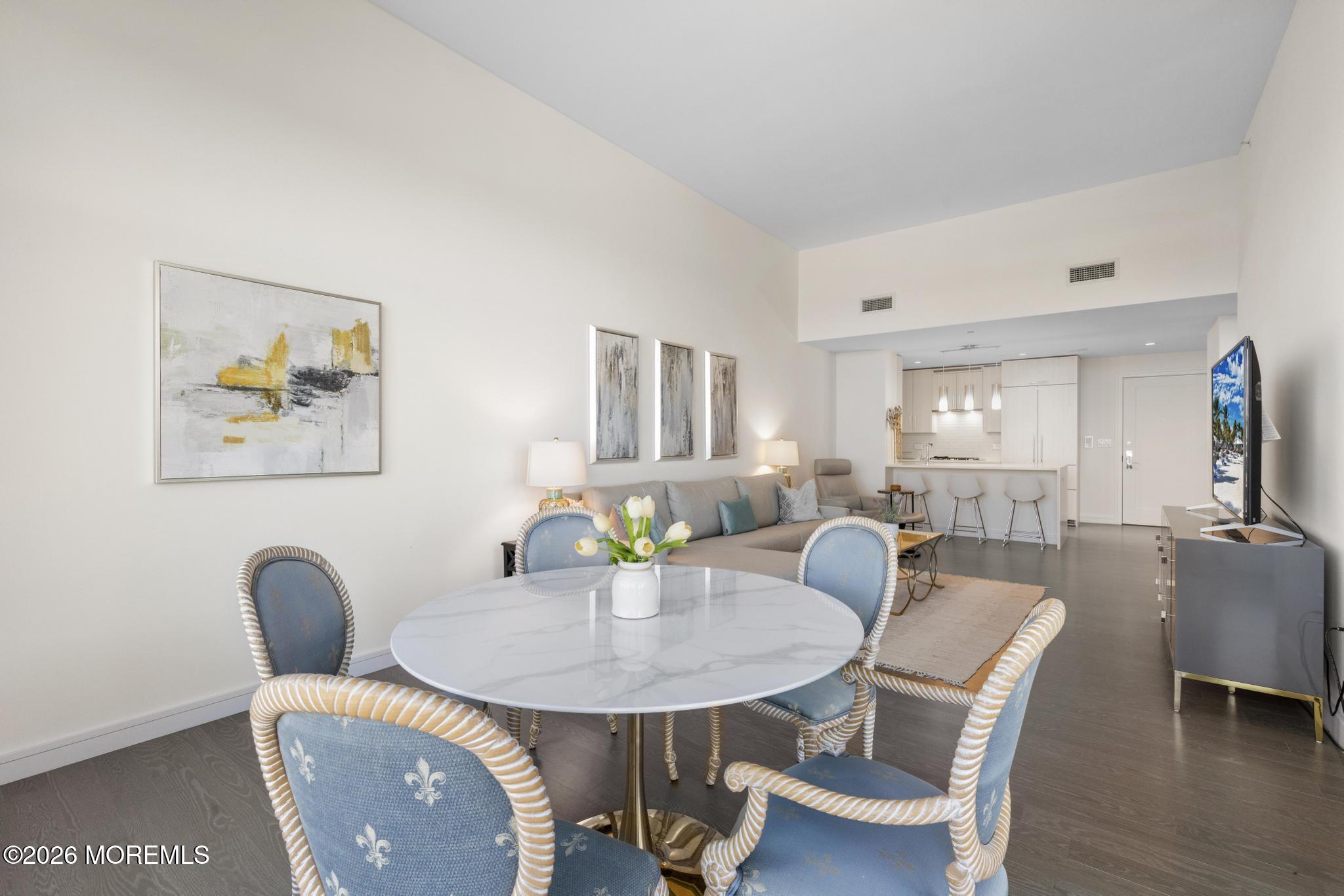 20 Melrose Terrace 606