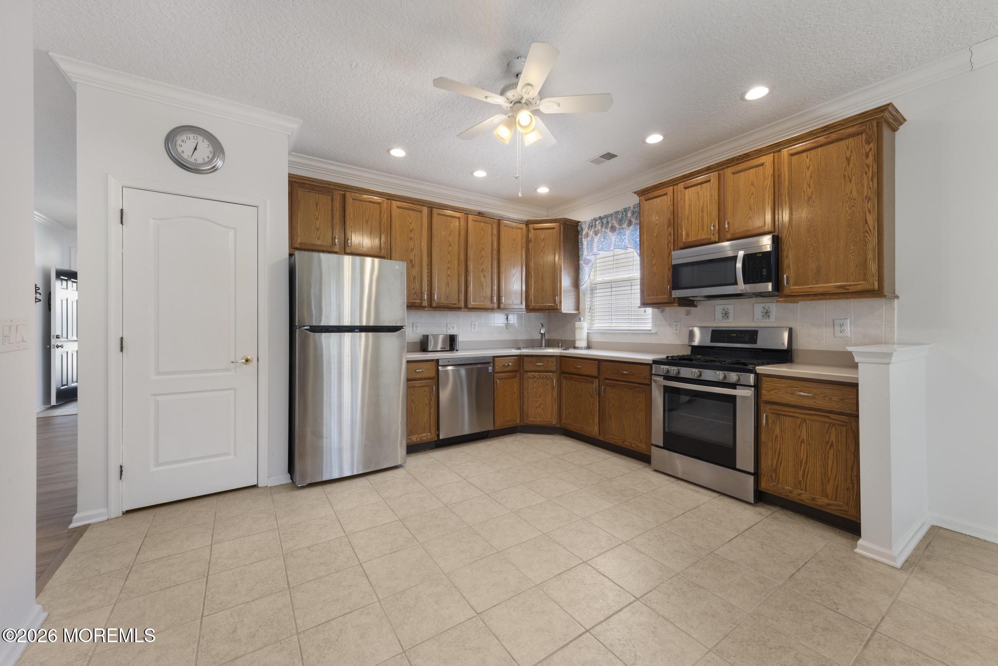 18 Amberwinds Court