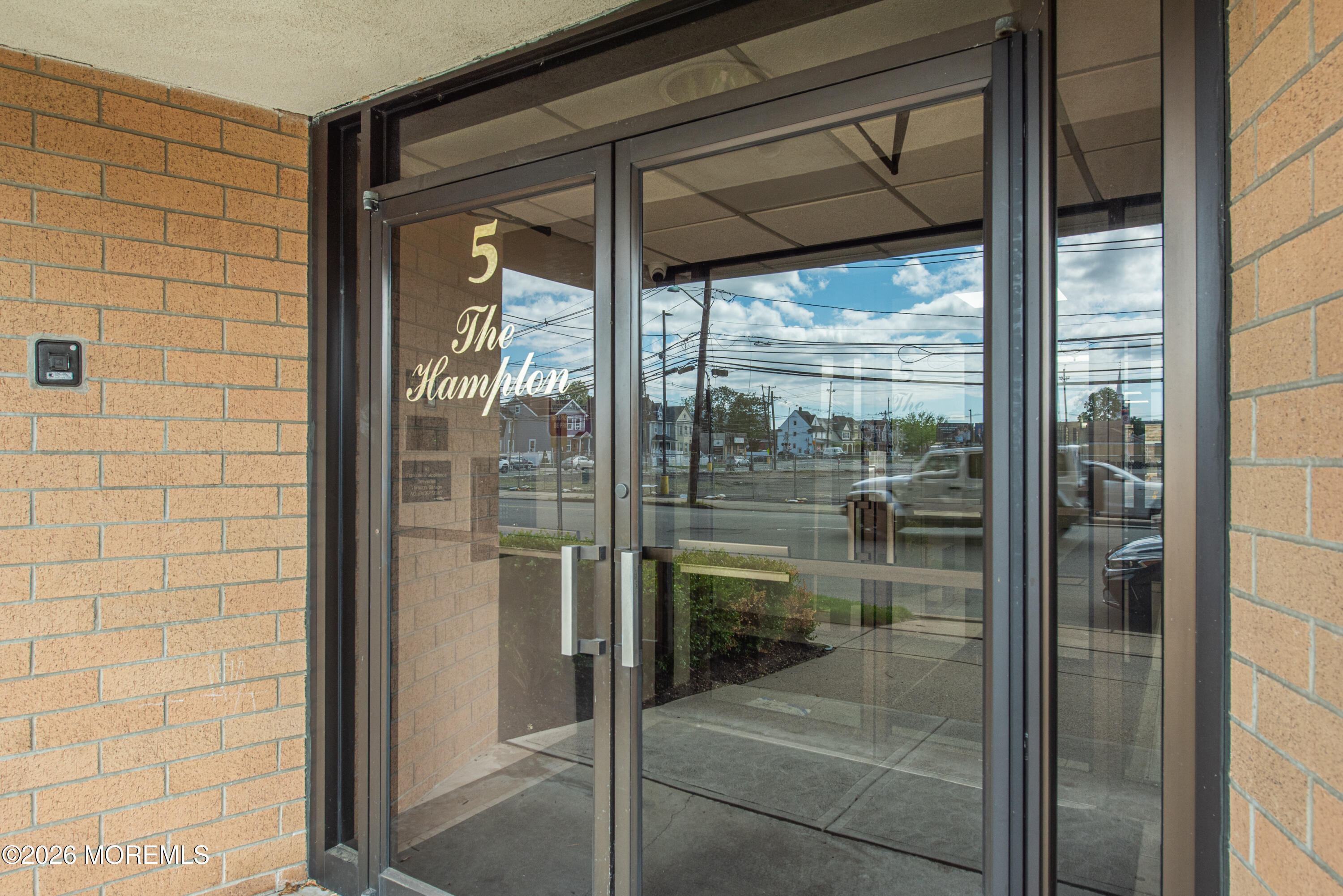 5 Linden Street 3J
