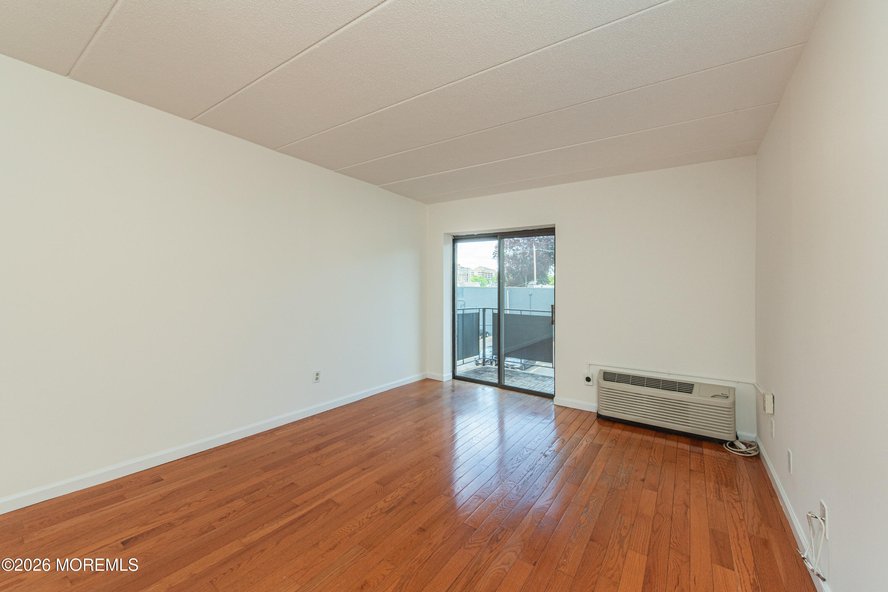 5 Linden Street 3J