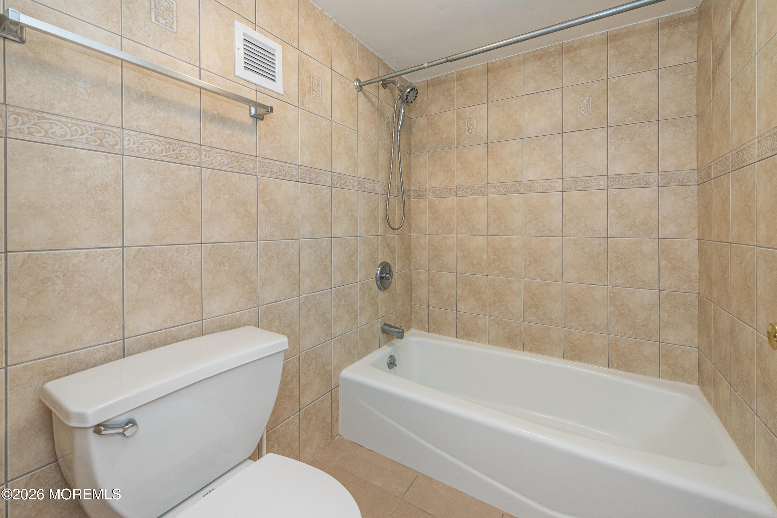 5 Linden Street 3J