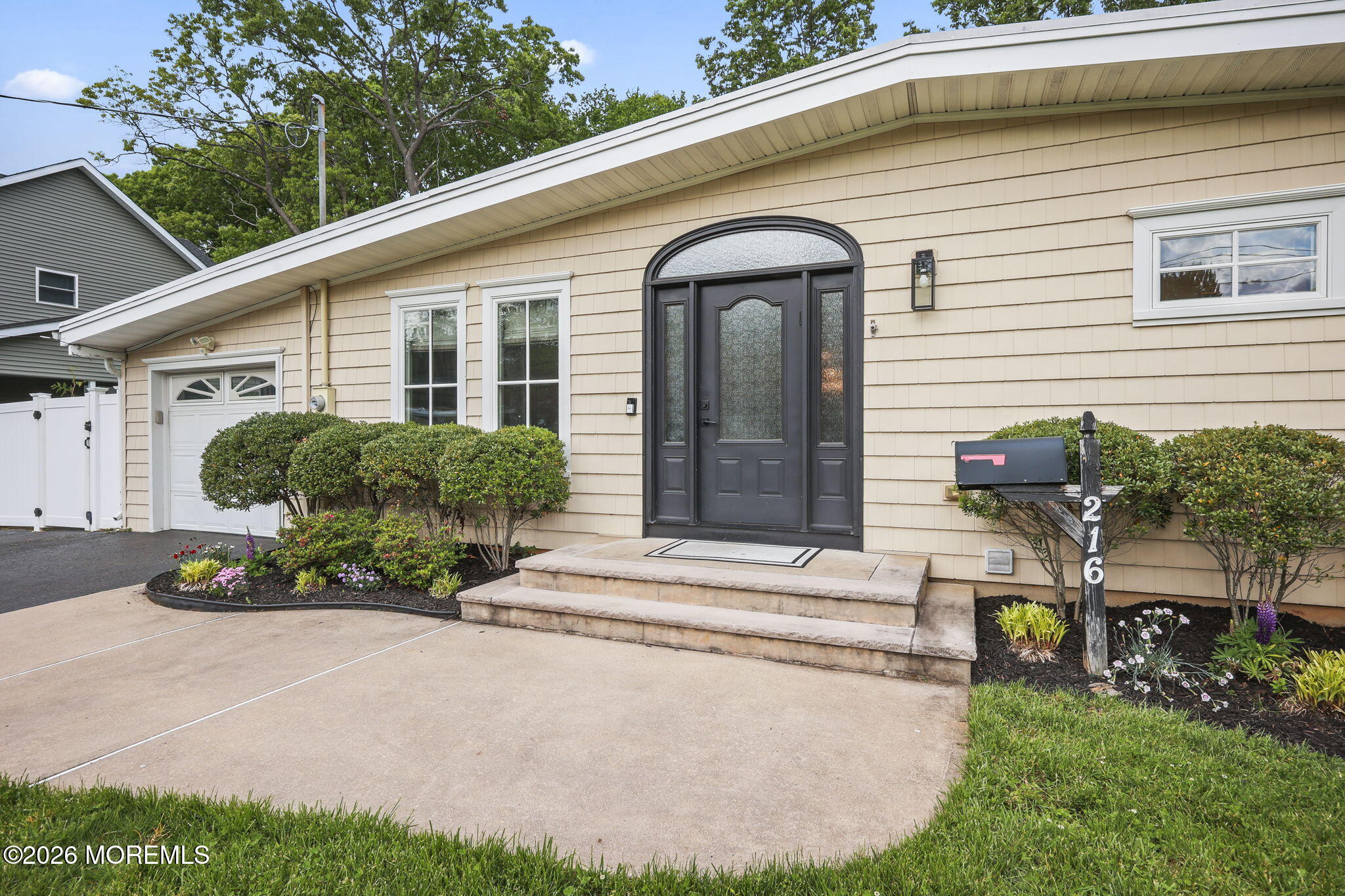216 Parkview Terrace