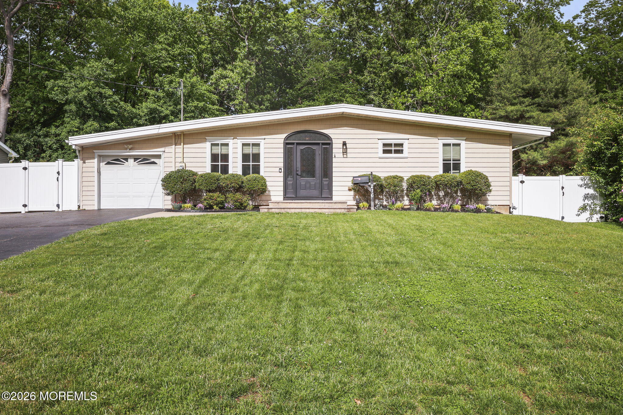 216 Parkview Terrace