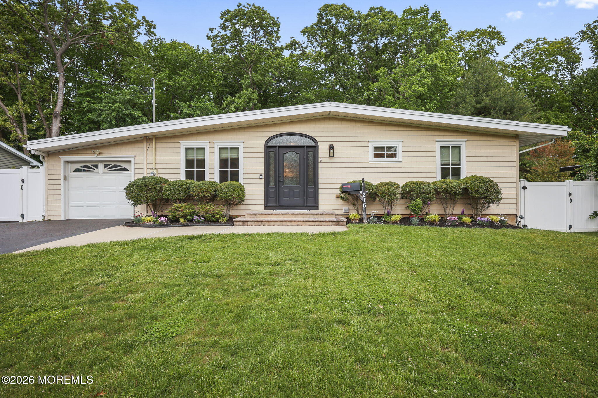 216 Parkview Terrace