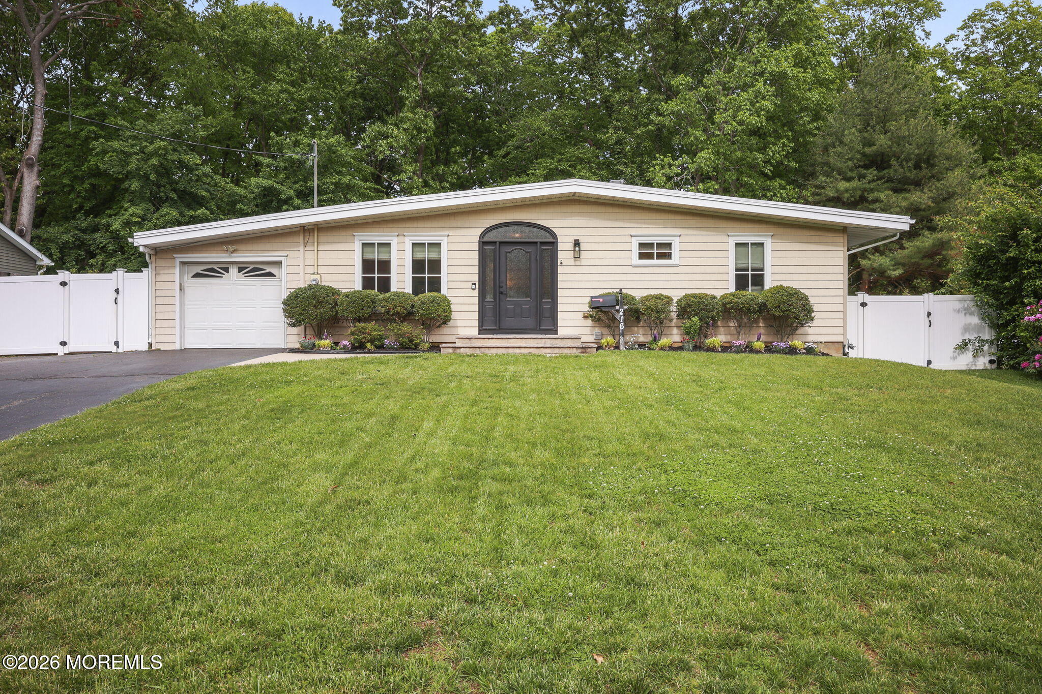 216 Parkview Terrace