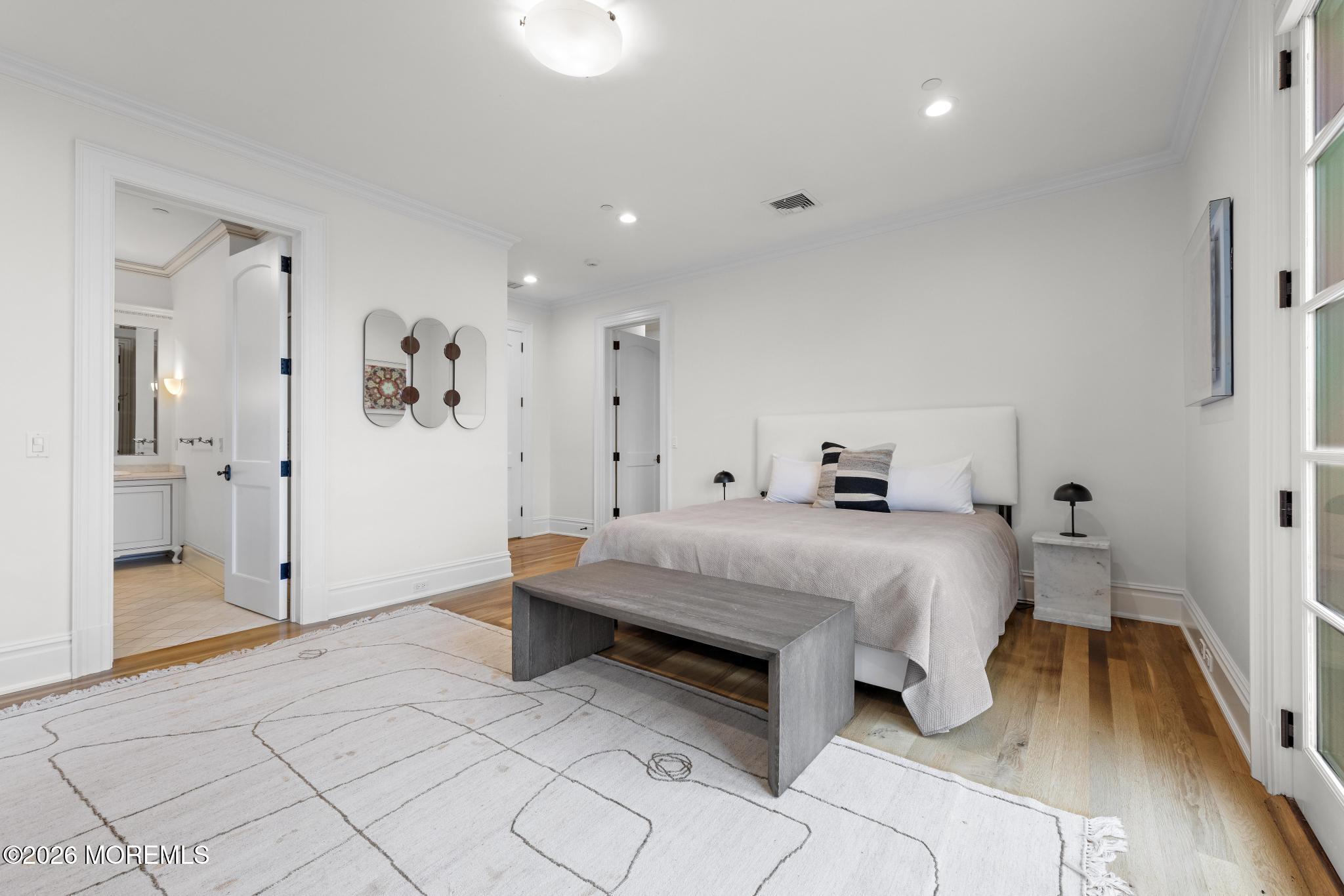 88 Montrose Road
