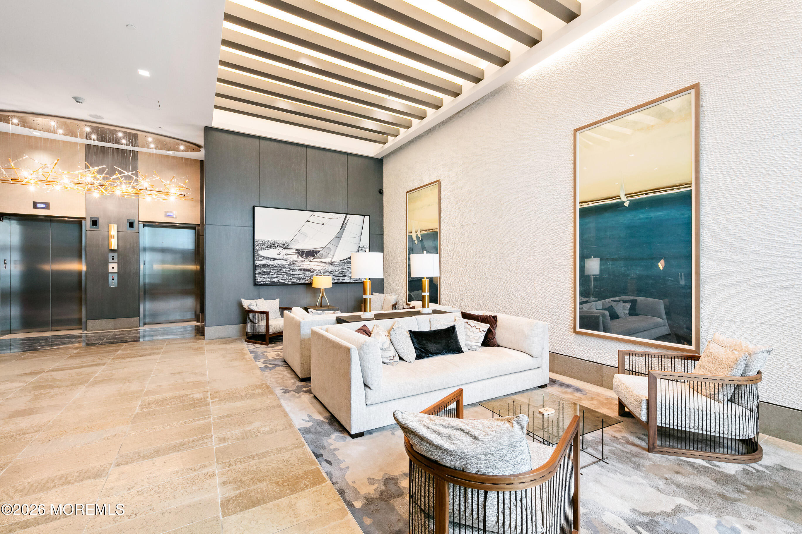 15 Morris Avenue 317