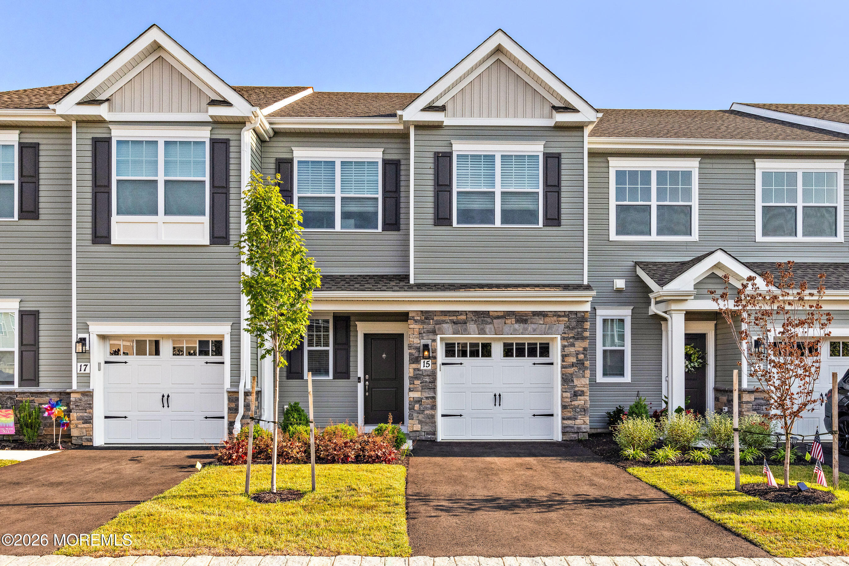 15 Laird Way