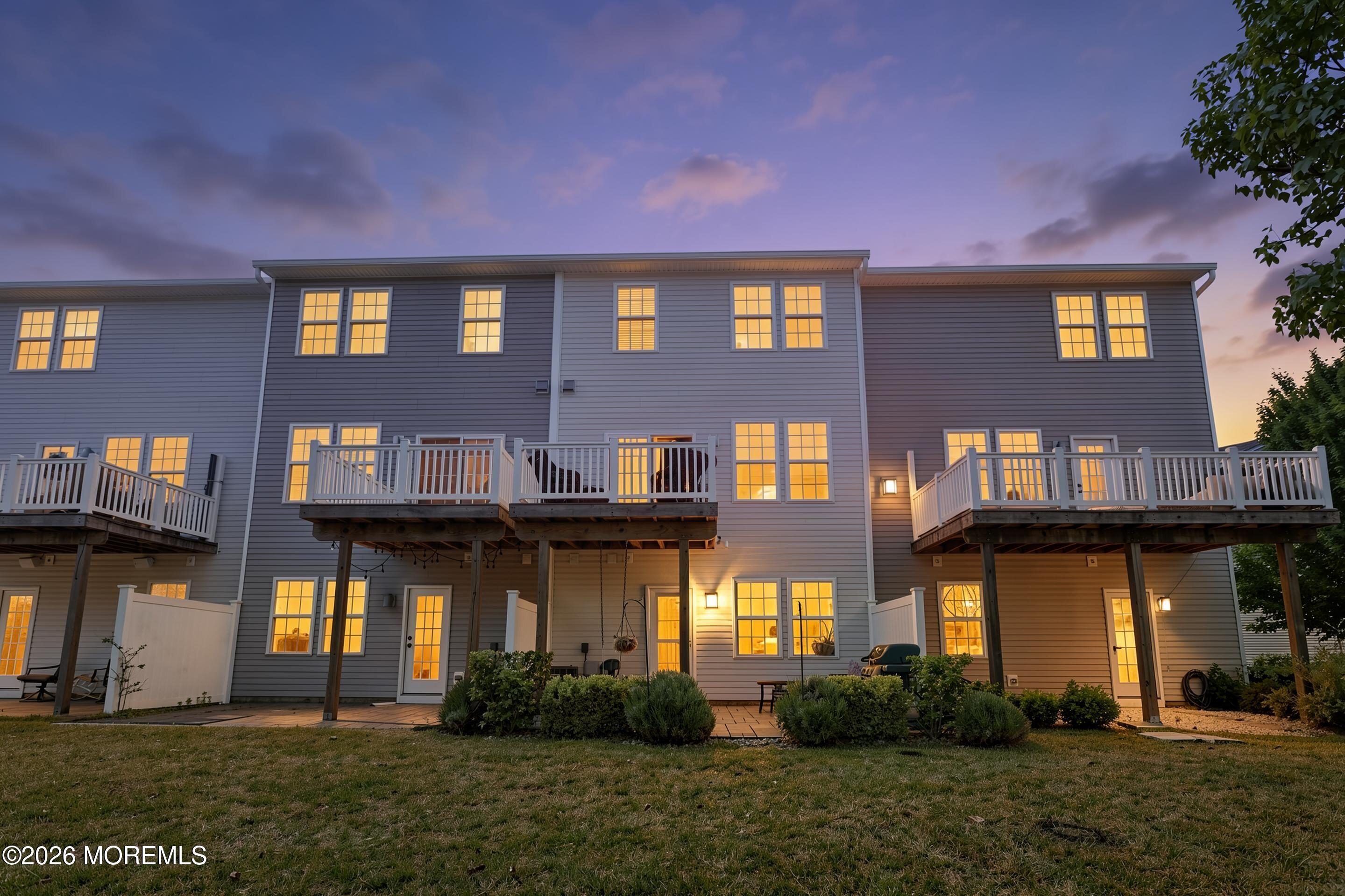 117 Beacon Lane 403